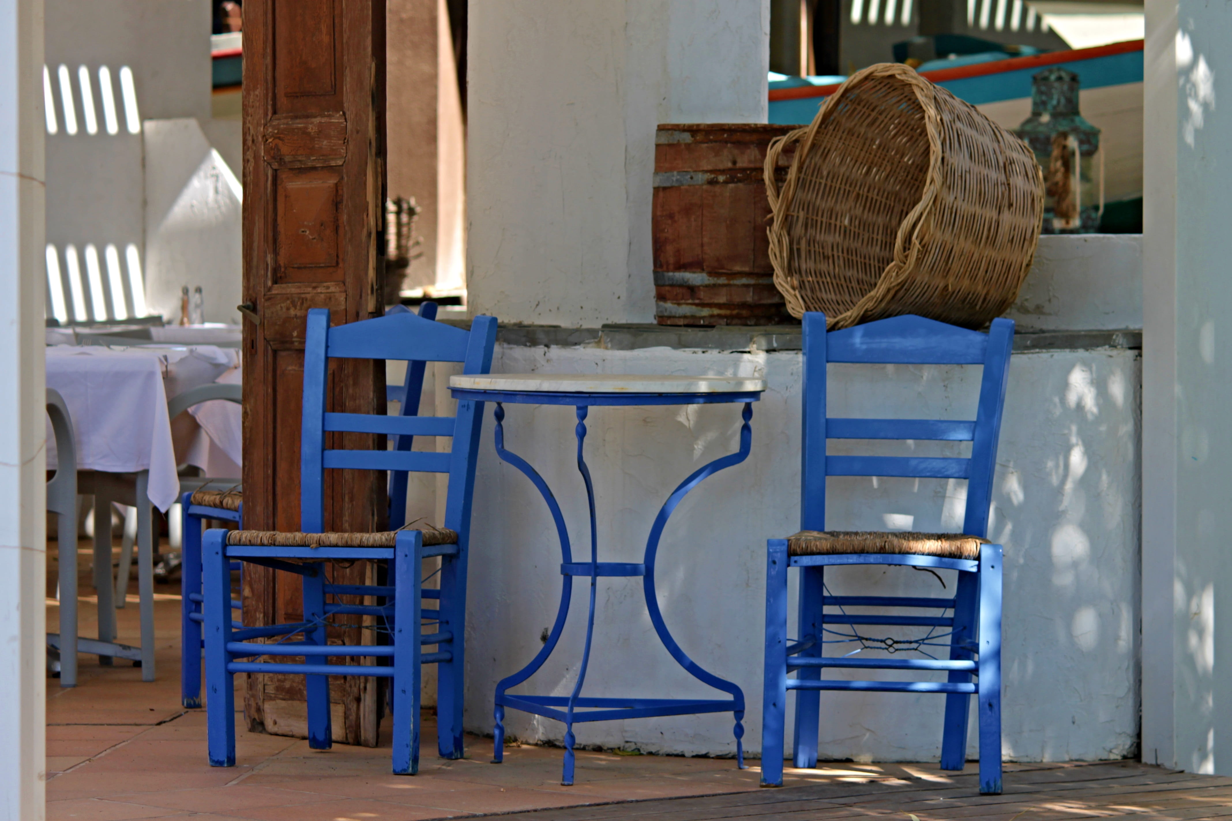 holiday, inviting, tourism, recover, chairs, blue, originally, ancient, outdoors, building, garden furniture, economy, break, greece, house, typical of the country, HD Wallpaper