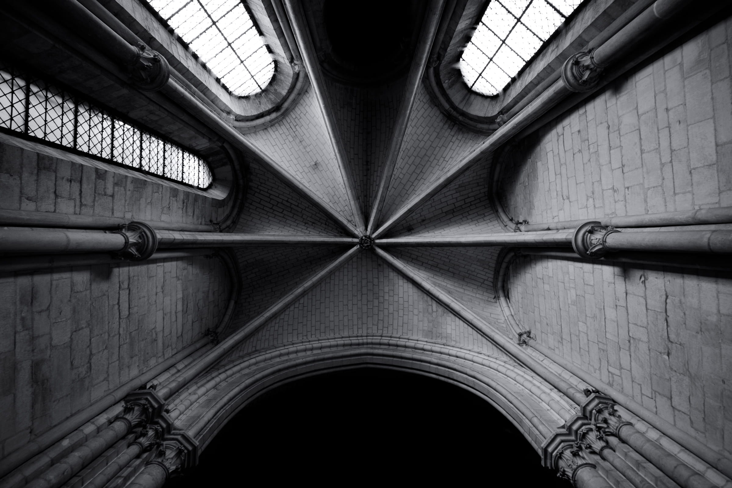 lyon, 1080P, archi, the past, point, white, france, architecture, blacknwhite, design, indoors, religion, theprintswap, vanishing, gothic style, bw, built structure, HD Wallpaper