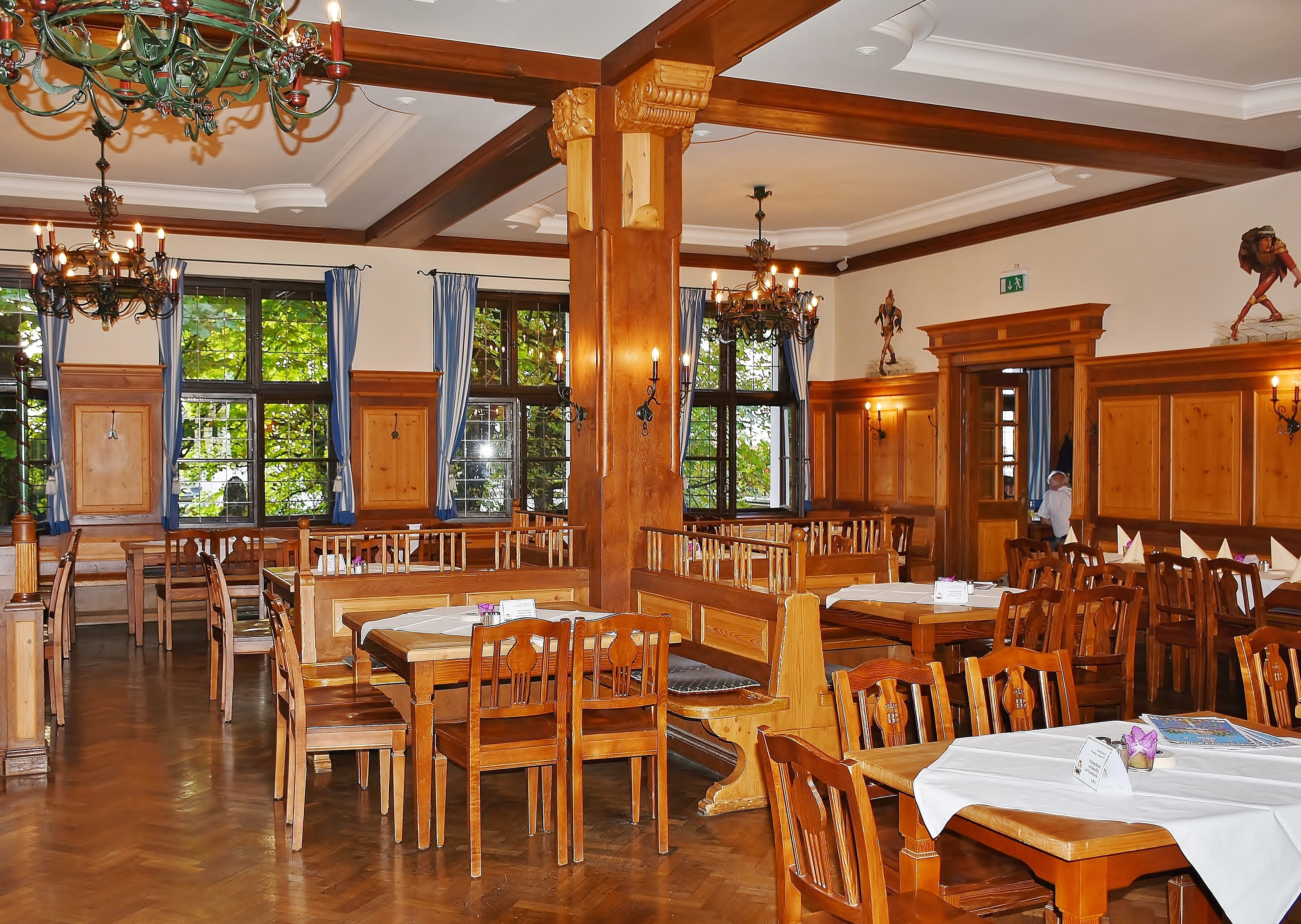 beer, setup, absence, 4K, ceiling, food and drink, seat, chairs, chair, wood, interior, inn, electric lamp, window, interior design, drink, place setting, HD Wallpaper