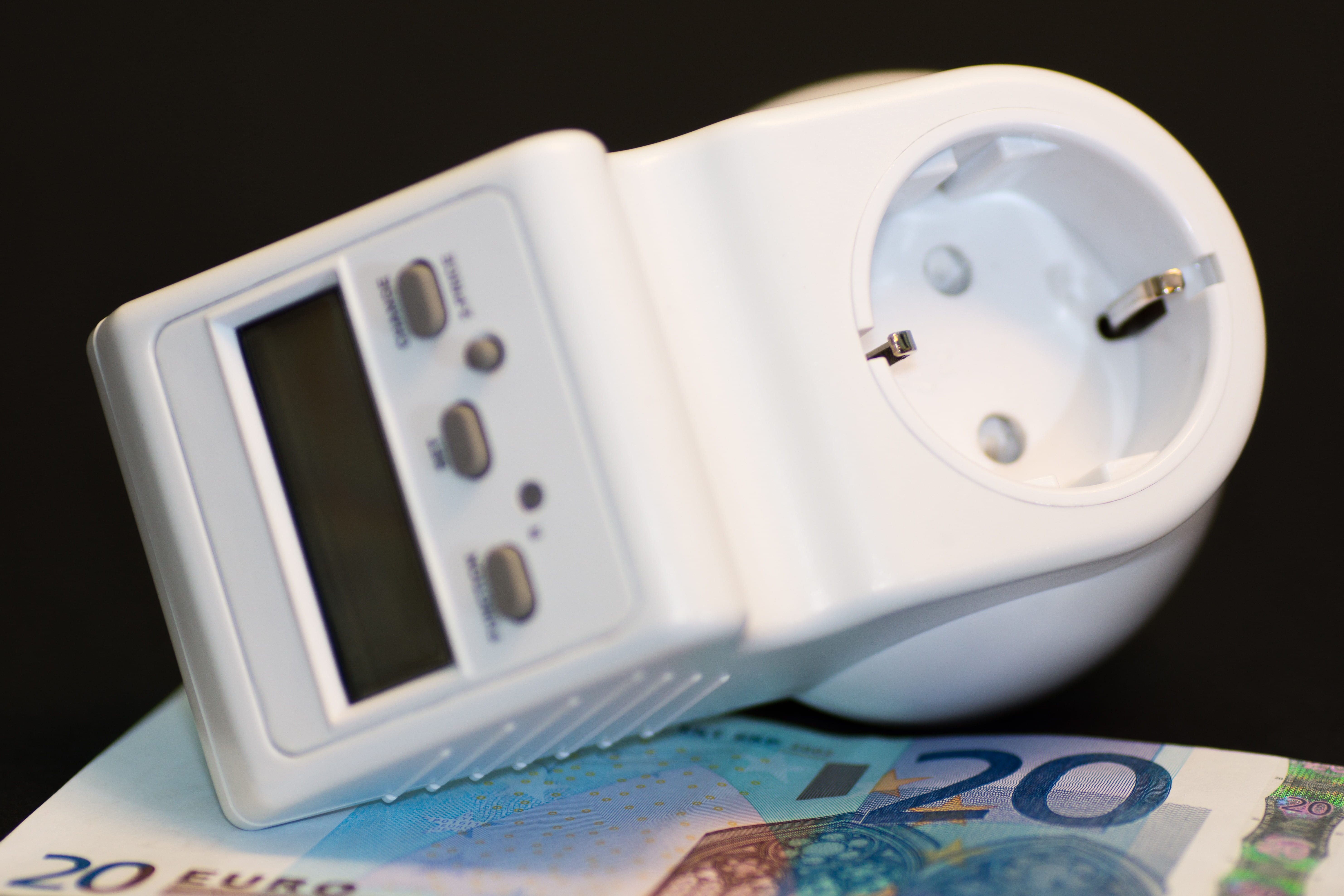 count, cordless, success, dollar bill, shadow, current meter, no people, digital, currency, 5K, energy, single object, budget cost, business, luxury, macro photo, HD Wallpaper