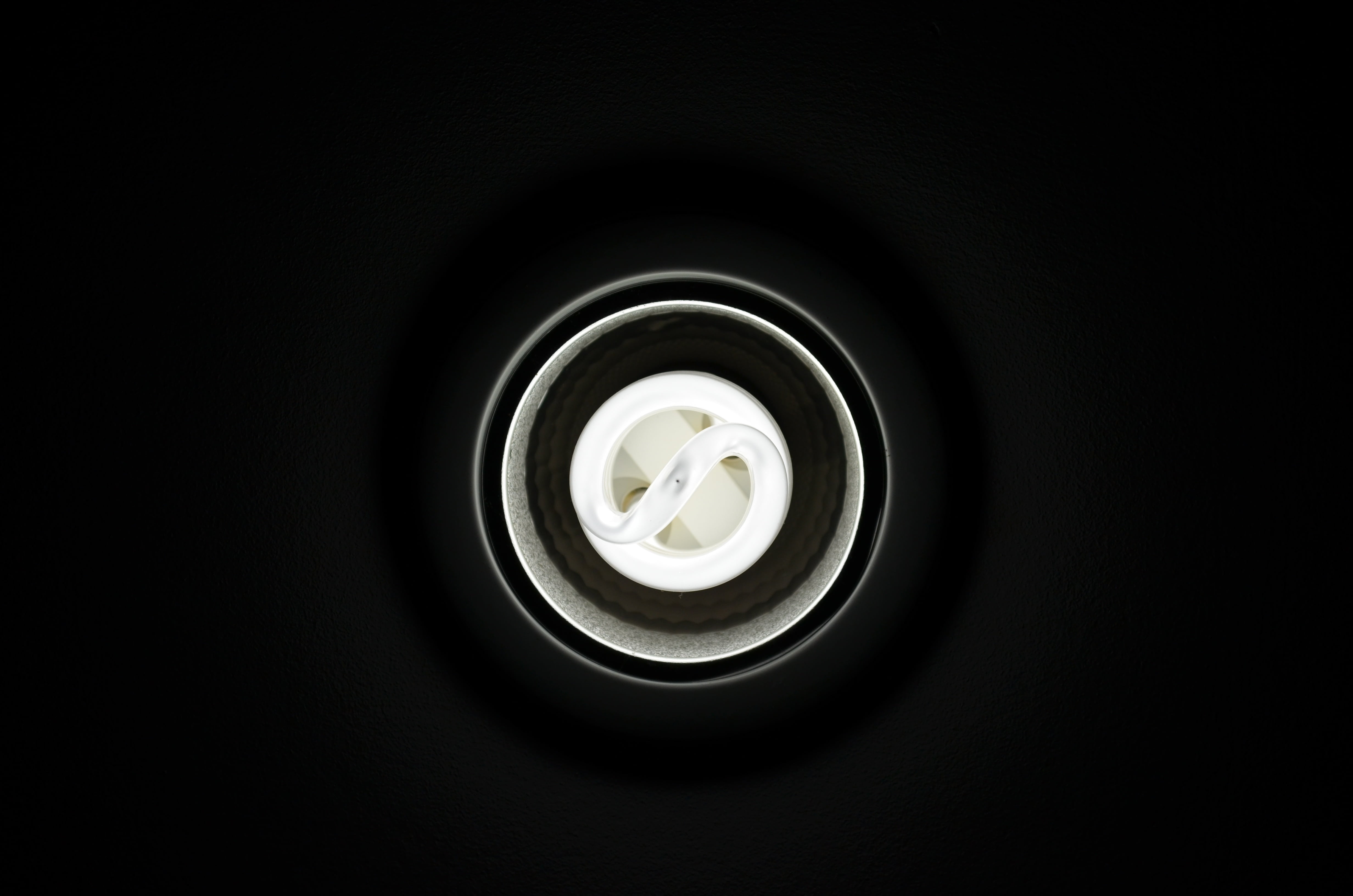 home, food and drink, directly above, geometric shape, studio shot, single object, high angle view, indoors, black color, circle, design, energy, close-up, HD Wallpaper