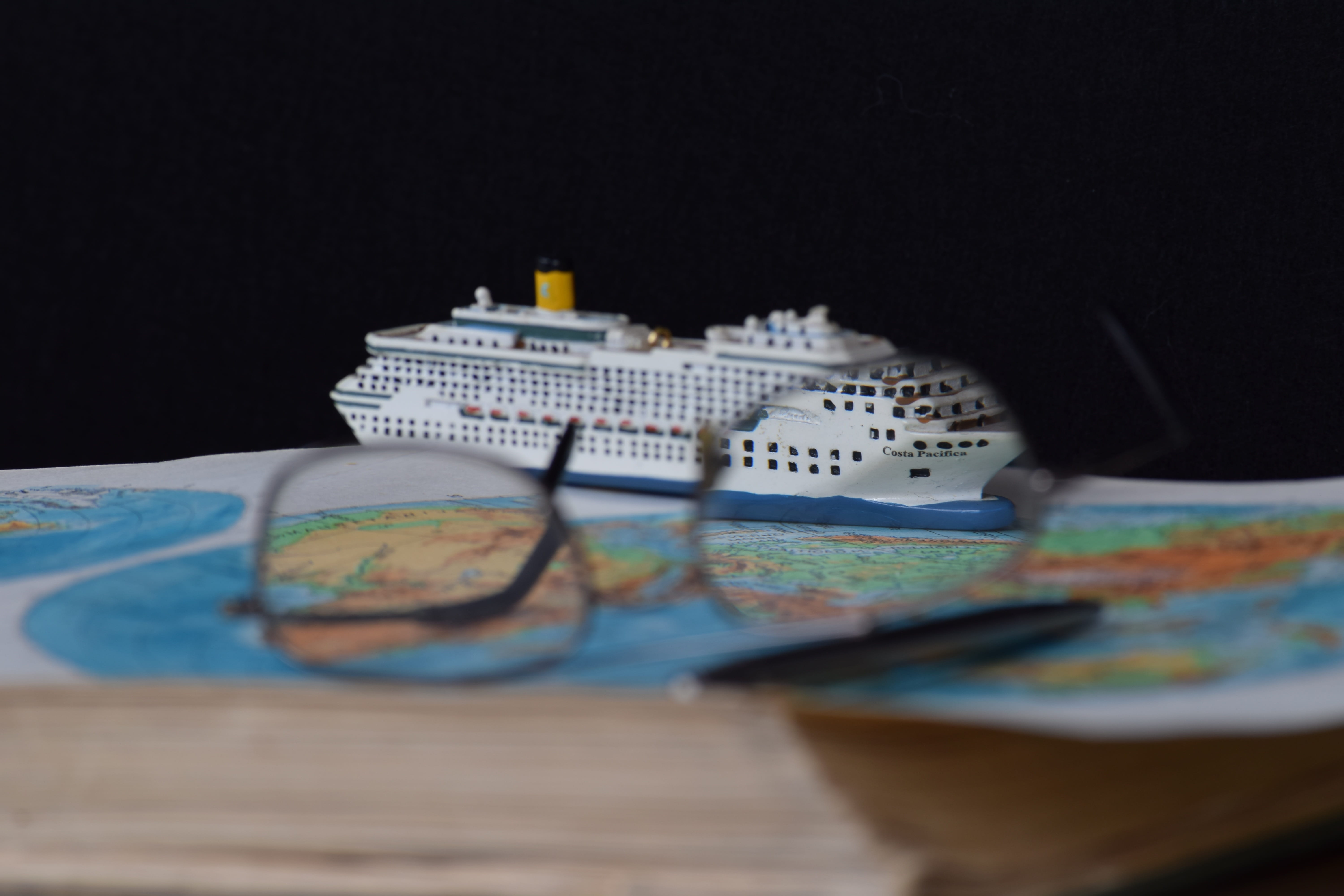 studio shot, paper, multi colored, continents, states of america, wood - material, indoors, selective focus, time, brush, cruise ship, international, globalization, HD Wallpaper
