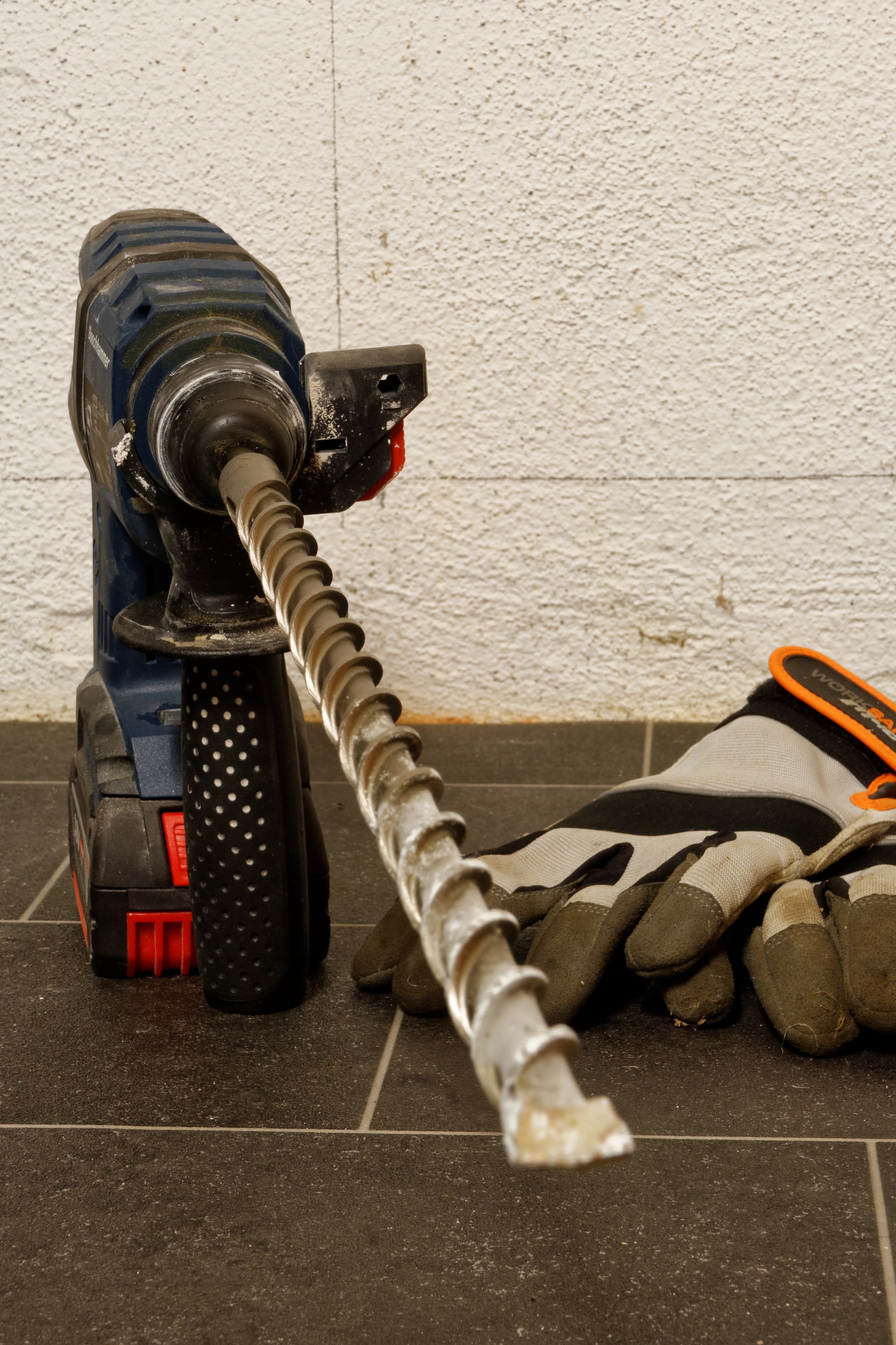 technology, breakthrough drill bits, gloves, sds, equipment, power, communication, electric tool, construction Industry, impact drill, site, telephone, Phone HD Wallpaper