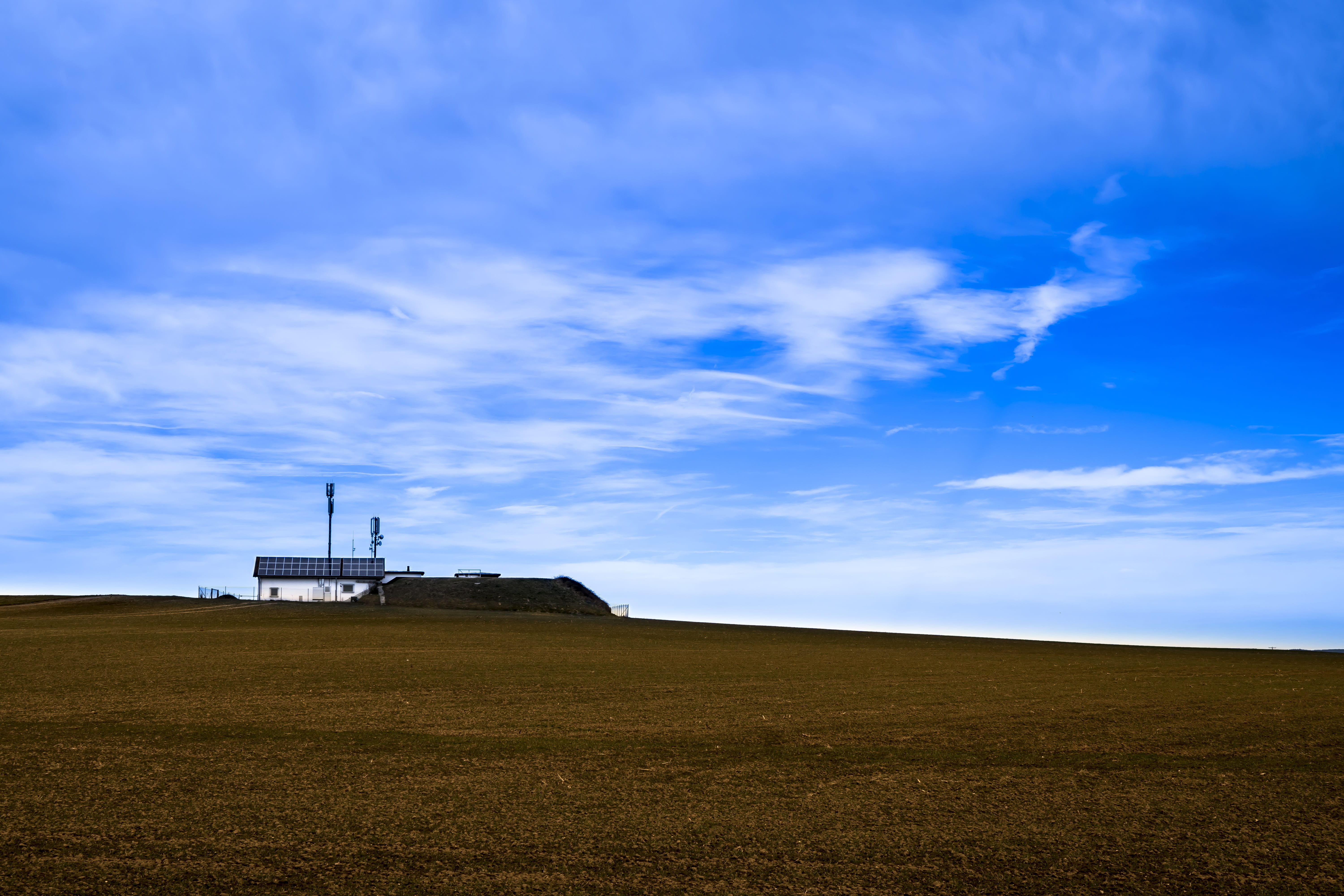 5K, farm, non-Urban Scene, clouds, summer, tranquil scene, scenics, green, clouds form, Radio Mast, fields, blue, beauty in nature, scenics - nature, plant, HD Wallpaper
