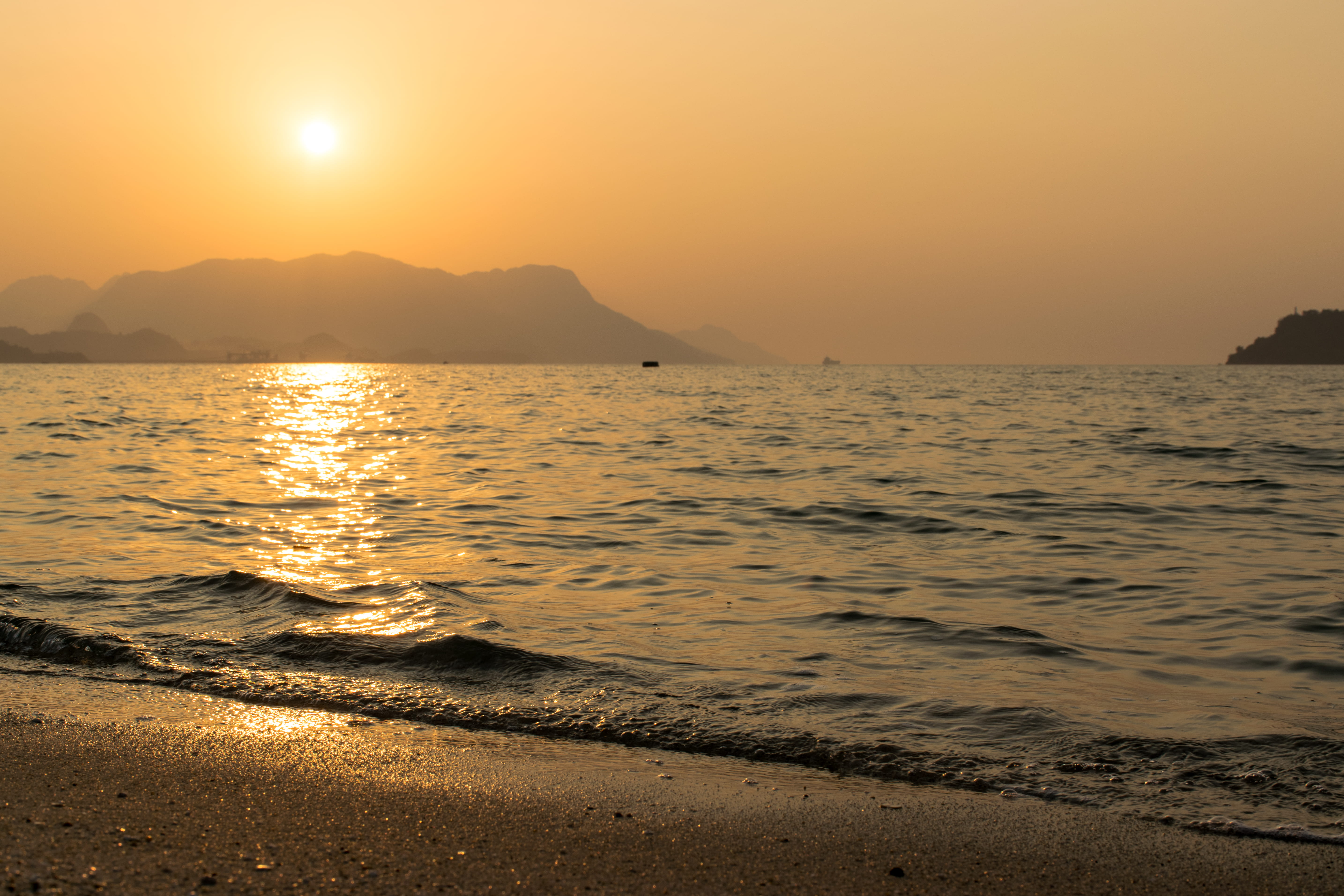 scenics - nature, no people, outdoors, golden, sailing, reflection, tranquil scene, beach, mountain, orange color, glow, adventure, tanjung rhu beach, non-urban scene, HD Wallpaper