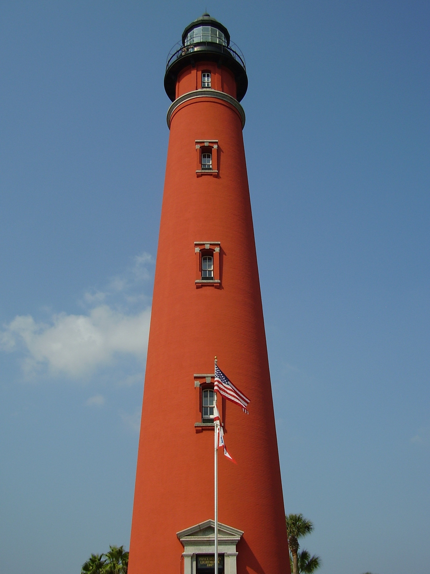 tall - high, low angle view, landmark, red, built structure, day, building, sky, building exterior, direction, blue, florida, global communications, 1080P, Phone HD Wallpaper