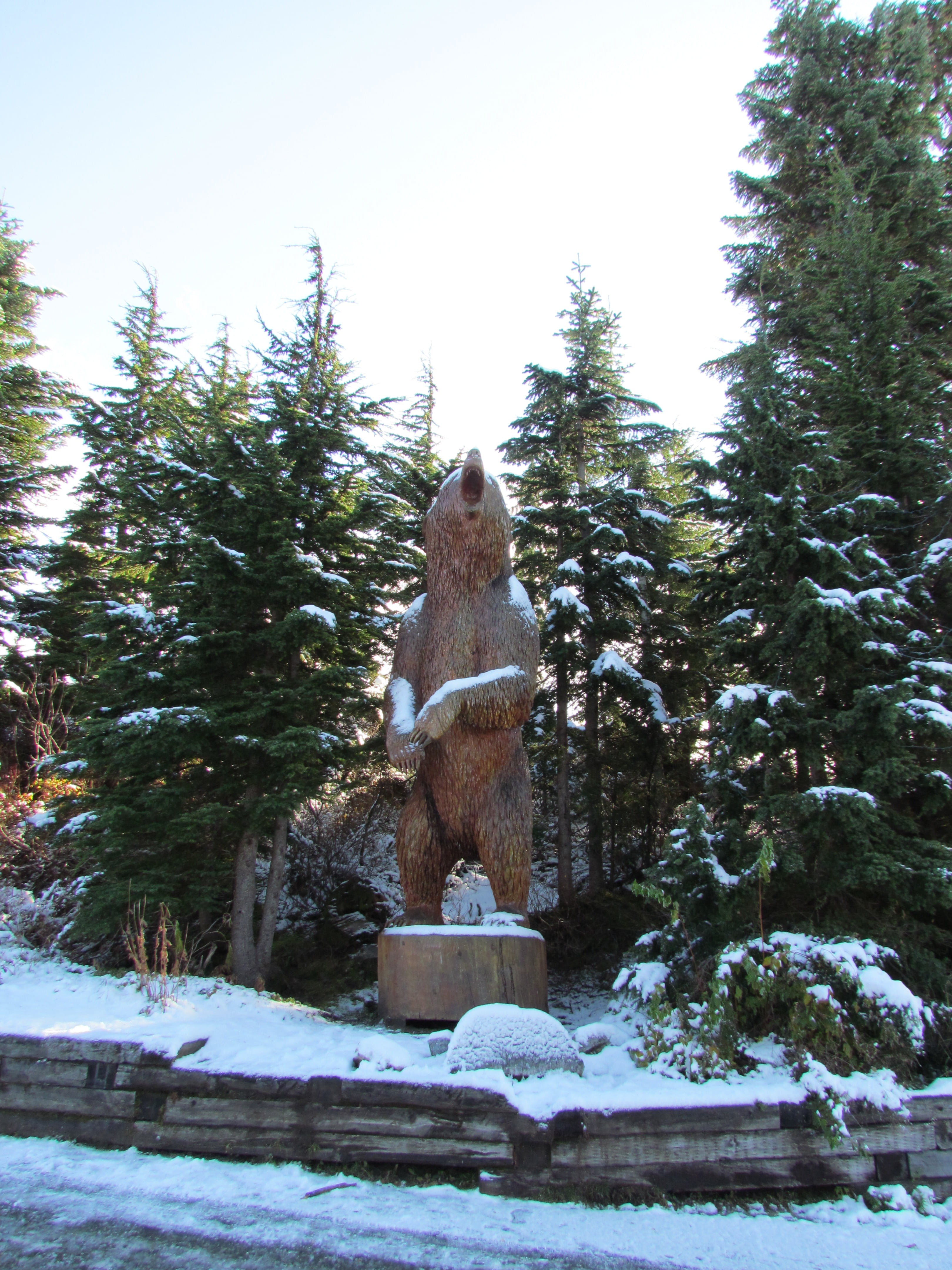 cold temperature, sculpture, growth, outdoors, representation, vancouver, bear, view, canada, creativity, snow, mountain, coniferous tree, frozen, day, Phone HD Wallpaper