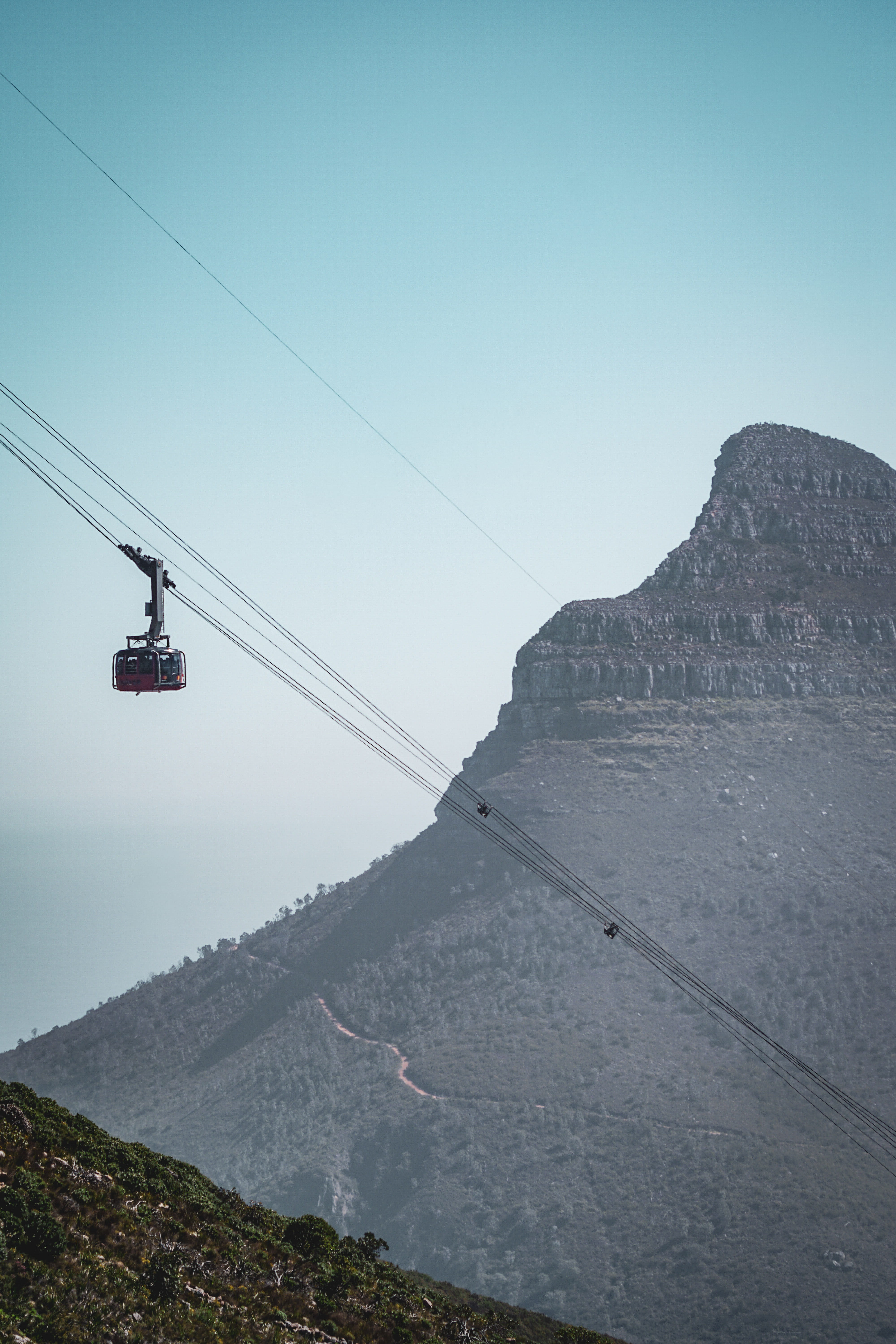 black, aerial, alps, sea, mode of transportation, beauty in nature, day, photo, low angle view, 5K, travel, cable car, grey, no people, cable, table mountain (nature reserve), Phone HD Wallpaper