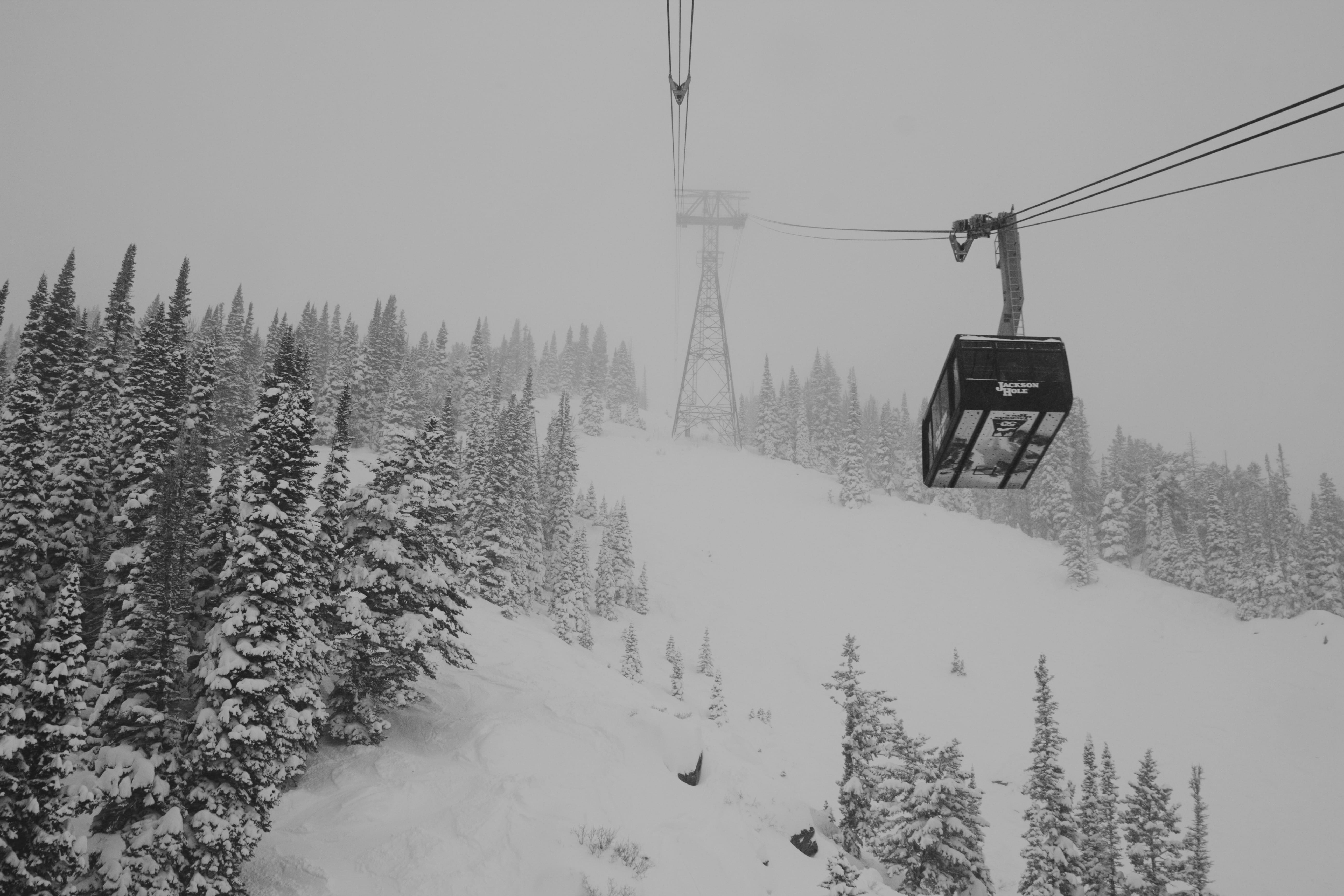 cable car, outdoors, jackson hole mountain resort, nature, day, cold temperature, snowcapped mountain, mountain, ski lift, snowboard, overhead cable car, HD Wallpaper