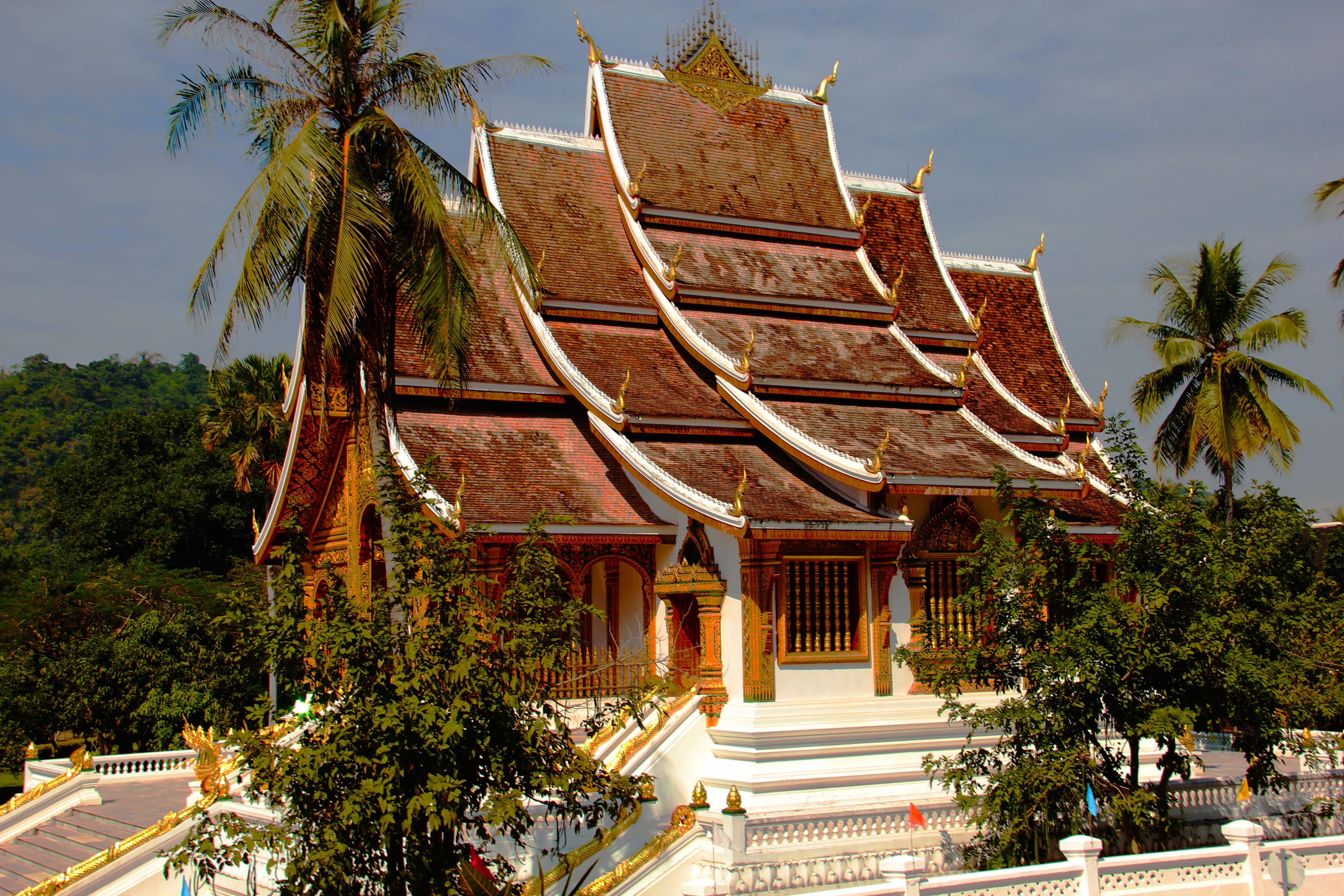 spirituality, palace, monument, built structure, white, house, prabang, oriental, asia, palm tree, landmark, low angle view, wooden, no people, building exterior, HD Wallpaper