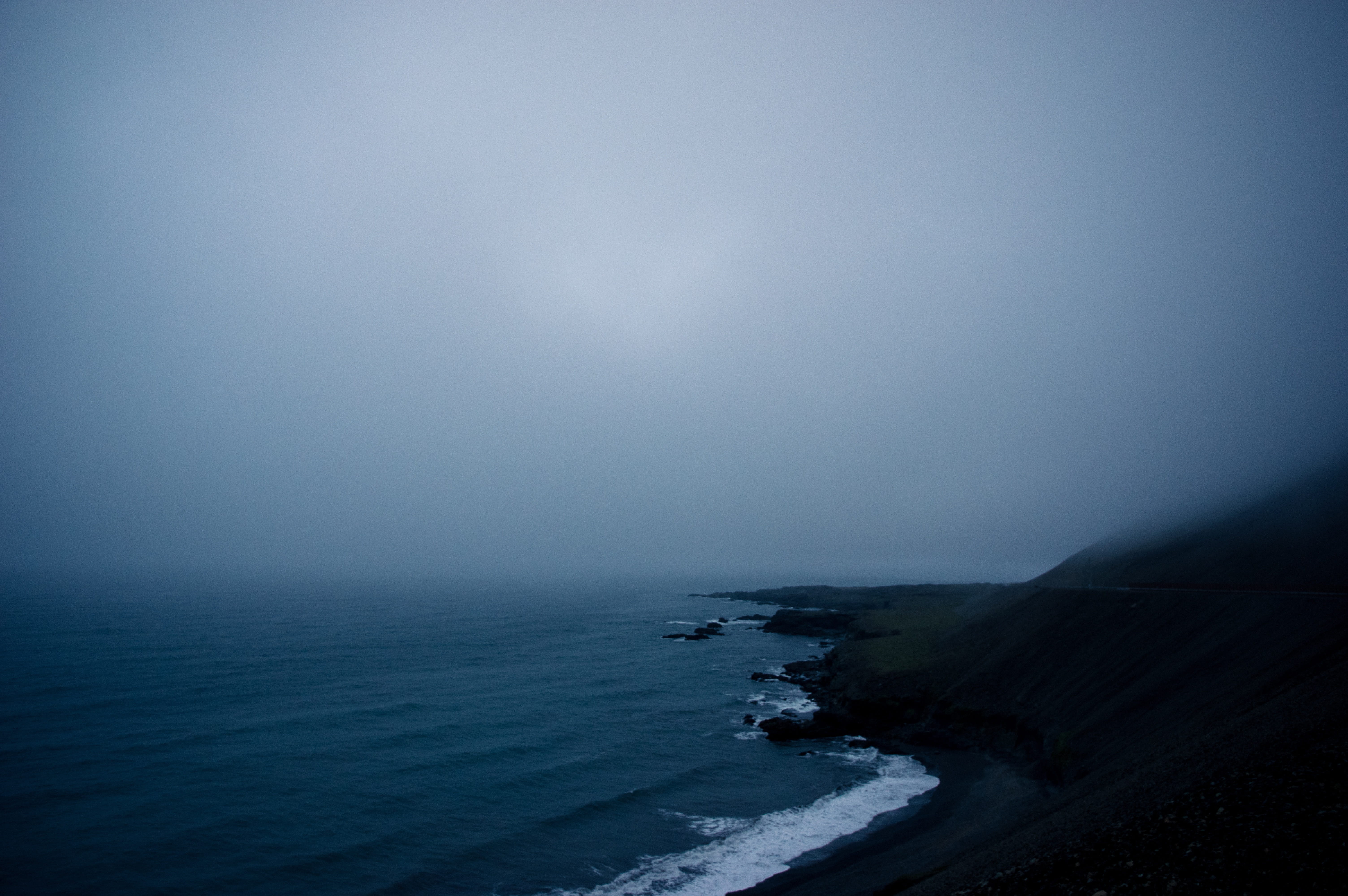 beauty in nature, horizon over water, mountain, landscape, 5K, outdoors, water, day, dark, scenics - nature, land, ocean, current, nature, beach, waves, HD Wallpaper