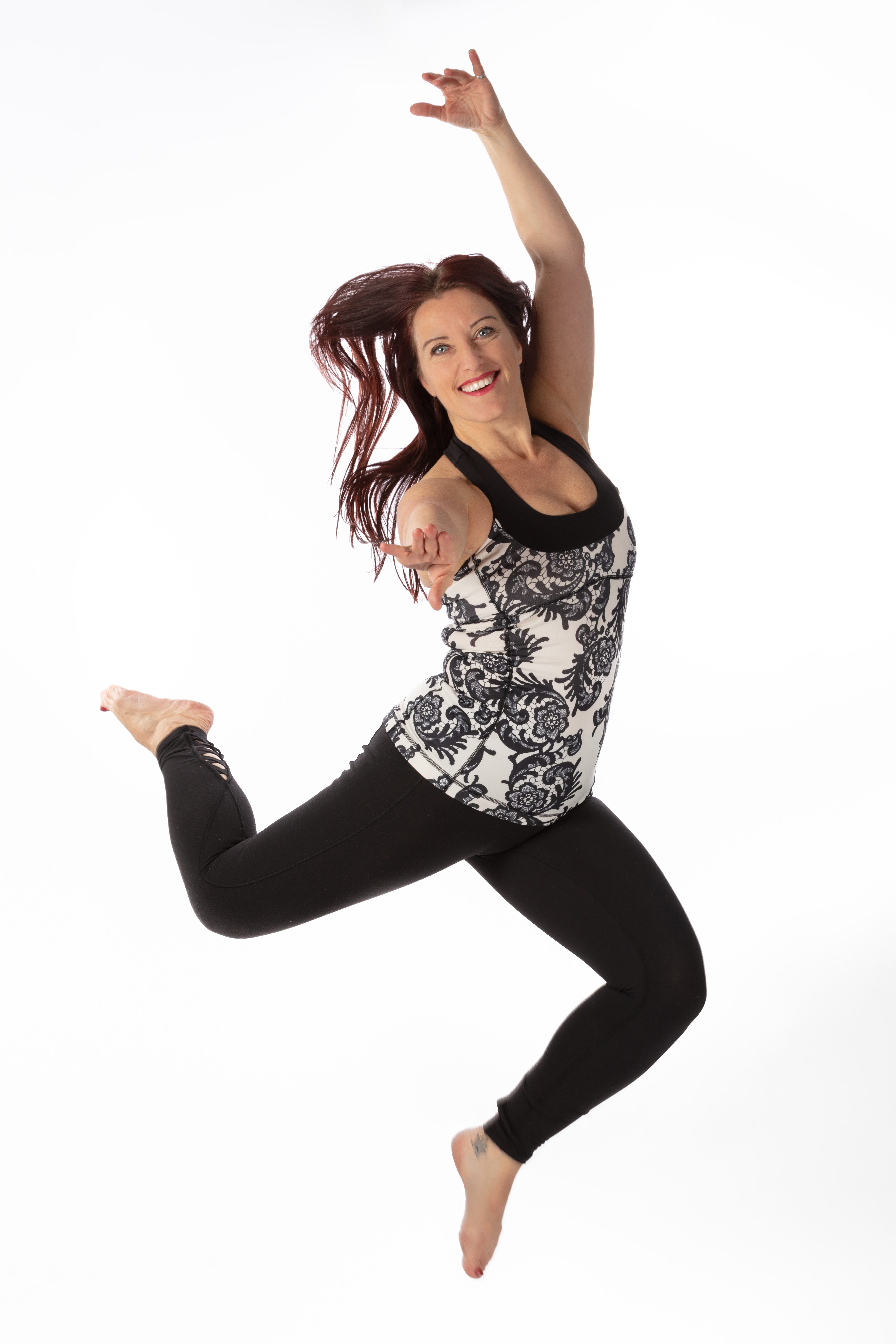 young adult, woman, cut out, looking at camera, 5K, studio shot, jump, full length, wellbeing, hairstyle, healthy lifestyle, women, white background, arms raised, Phone HD Wallpaper