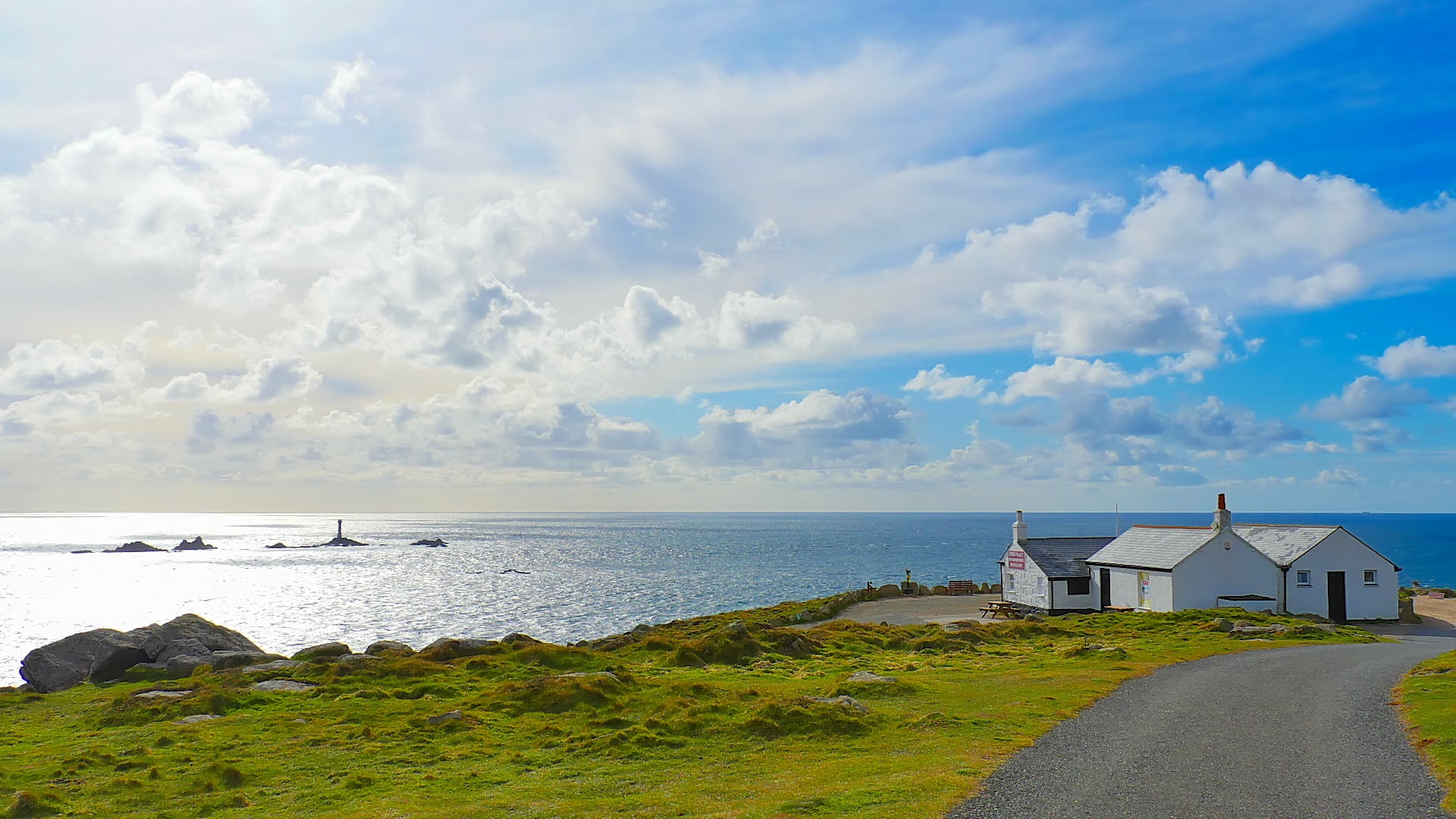 1080P, Cornwall, building, clouds, architecture, horizon over water, beach, water, outdoors, horizon, summer, nature, built structure, lands end, tranquil scene, HD Wallpaper