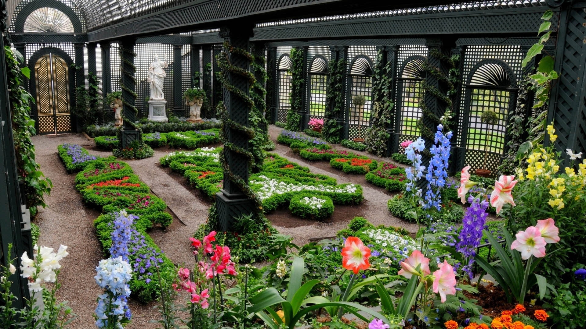 flower, built structure, greenhouse, gardening, summer, fragility, ornamental Garden, beauty In Nature, building exterior, architecture, botany, outdoors, HD Wallpaper