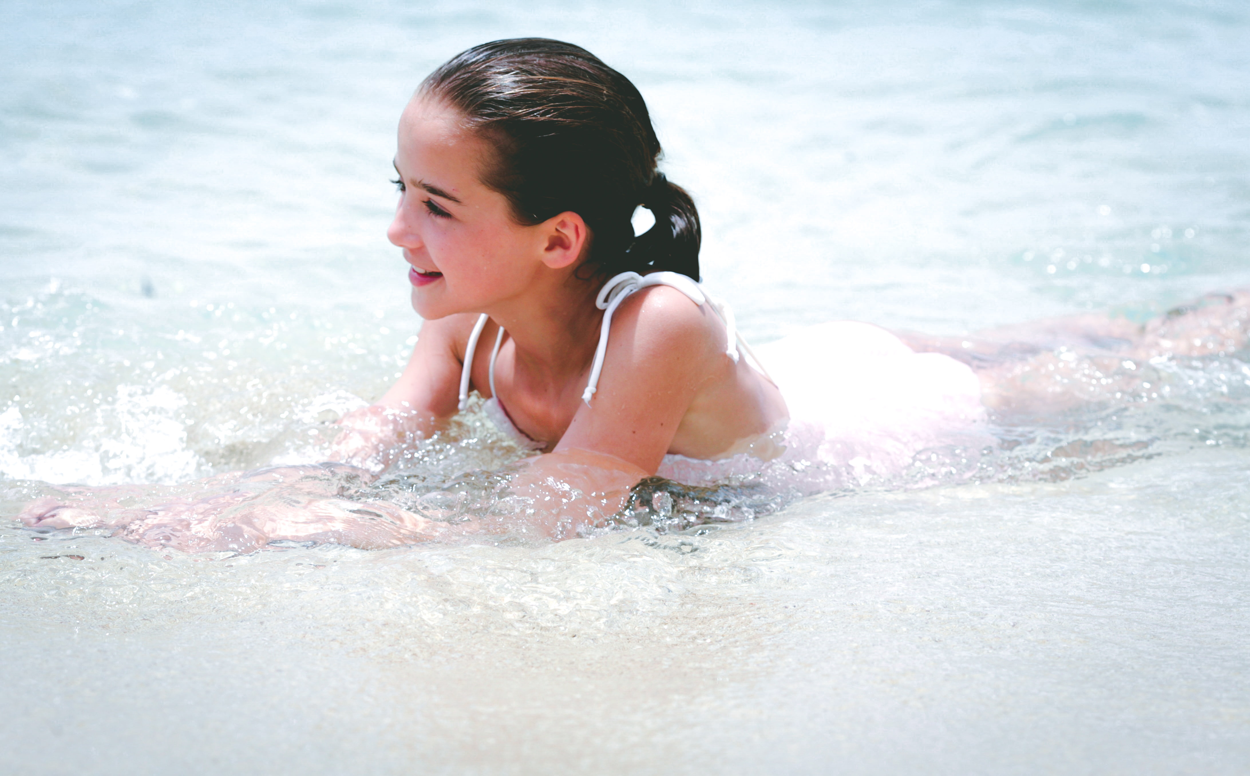 wet, nature, swimming, child, Belgium, one person, childhood, children, leisure activity, beach, day, headshot, innocence, 4K, Baltic Sea, water, waterfront, HD Wallpaper