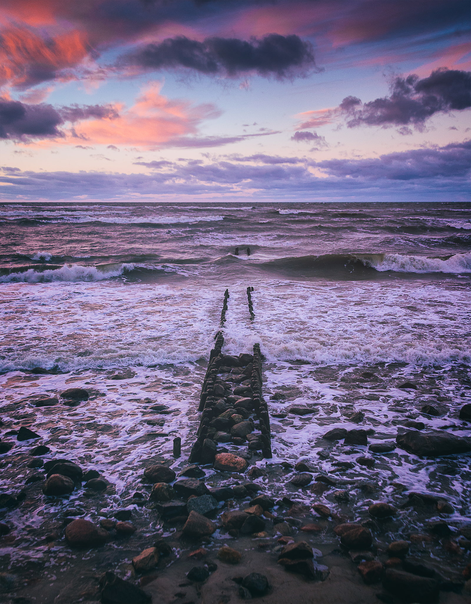 solid, water, sky, rock, nature, Russia, cloud - sky, 1080P, tranquil scene, sunset, no people, sea, Baltic Sea, land, beach, horizon, rock - object, horizon over water, Phone HD Wallpaper