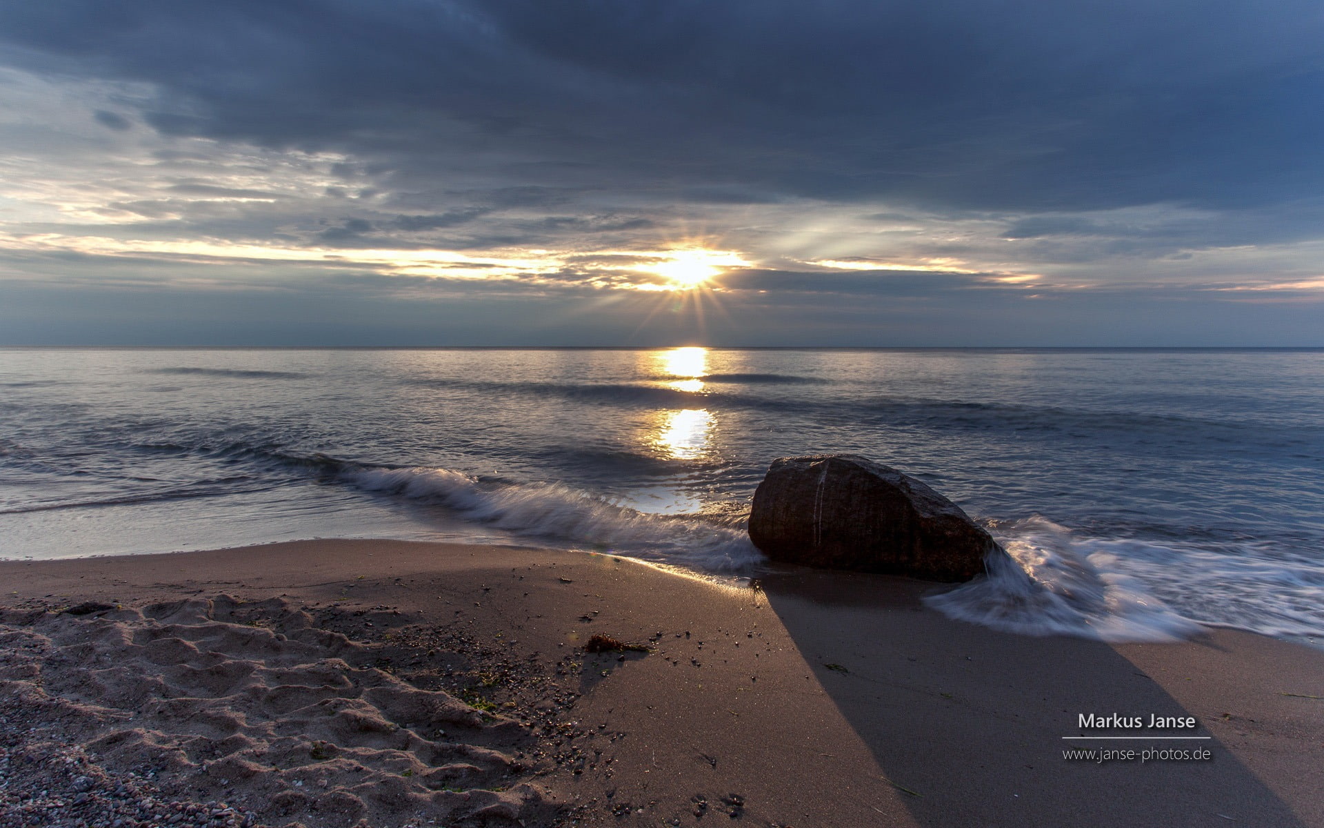land, cloud - sky, no people, baltic, beach, sea, wallpape, janse, horizon over water, tranquil scene, sunlight, nature, tranquility, sky, sand, sun, beauty in nature, HD Wallpaper