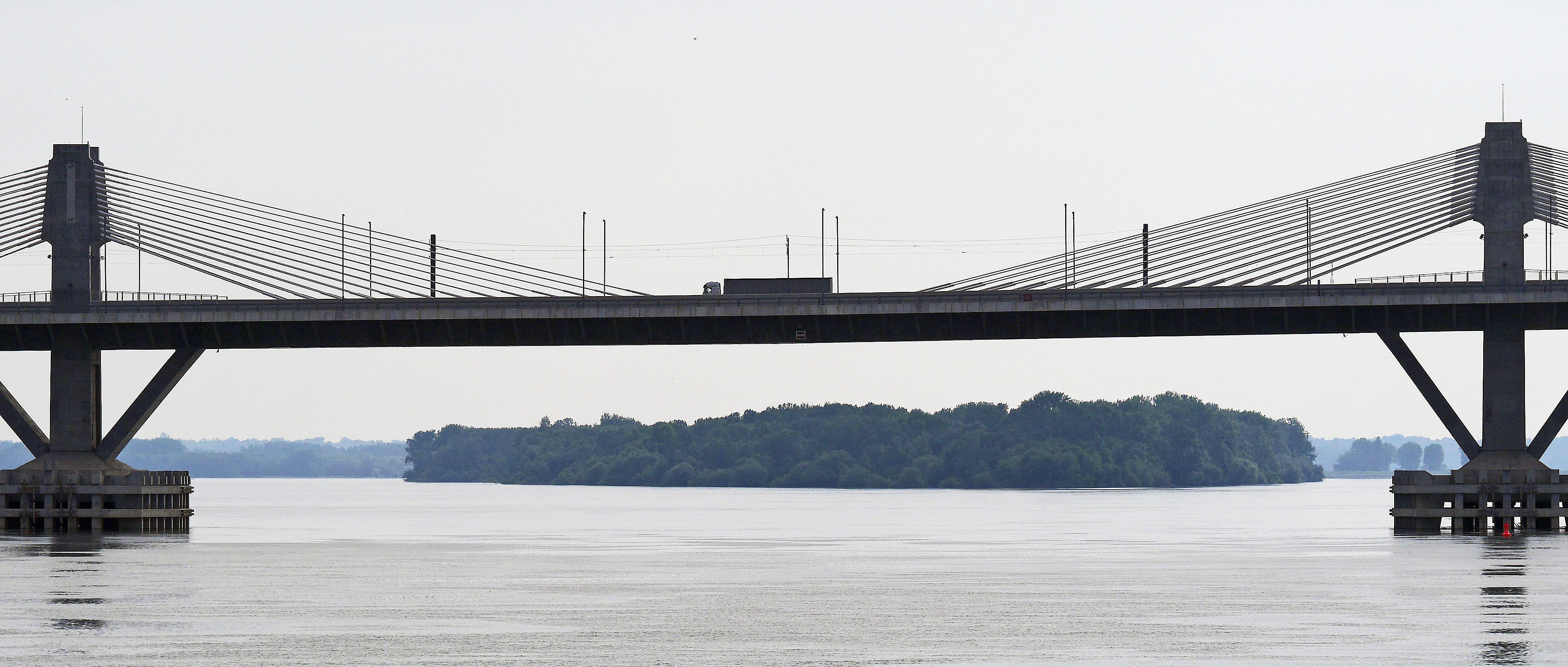 water, 3500 meters total length, 4K, suspension bridge, transportation, danube island, underflow, nature, no people, pier, calafat, romania, bridge - man made structure, HD Wallpaper