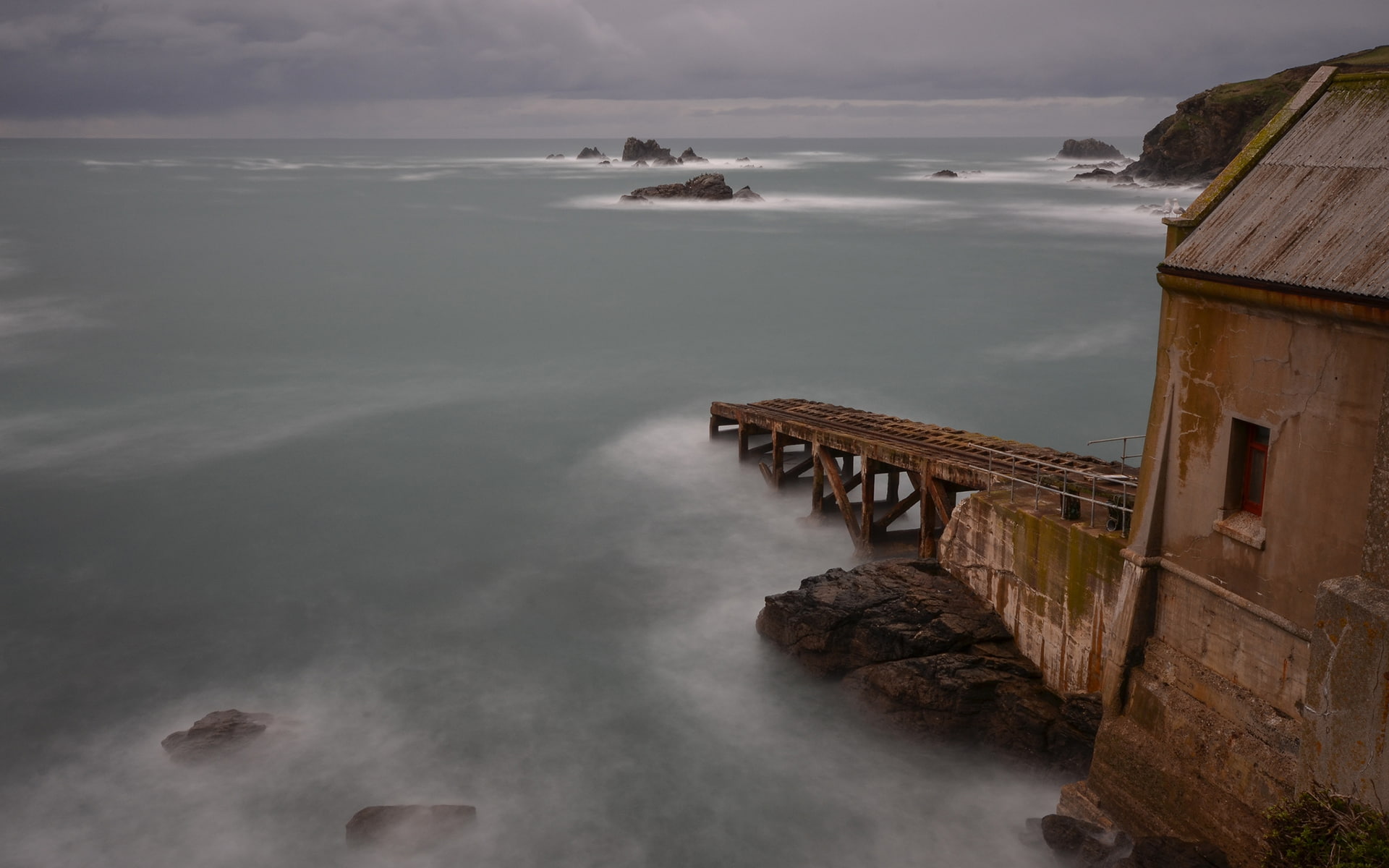 1080P, ramp, seashore, rocks, stones, nature, daytime, building, ocean, hd, HD Wallpaper