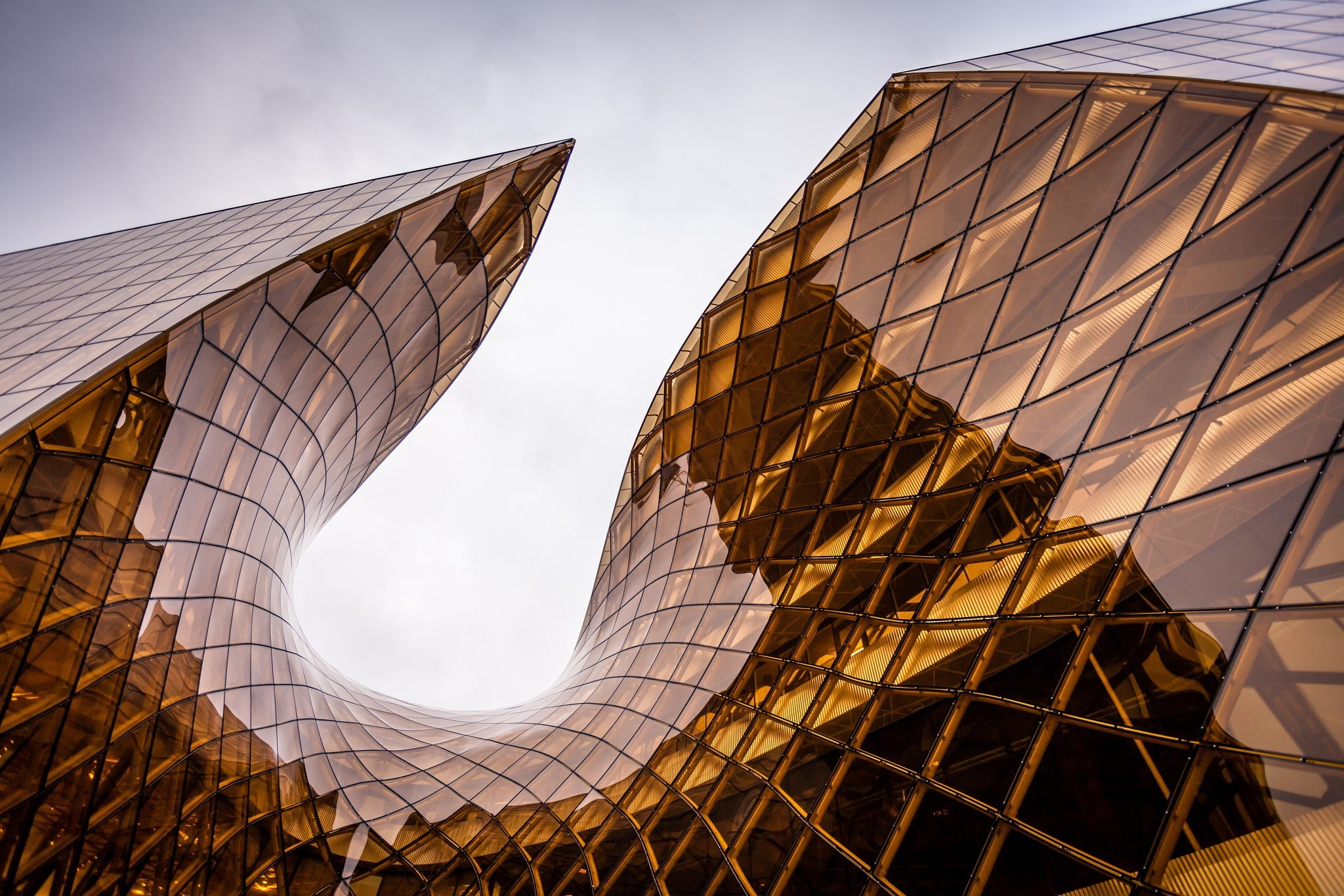 1080P, glass - material, directly below, geometry, outdoors, pattern, sky, built structure, cloud - sky, Overcast, architecture, building, financial district, HD Wallpaper