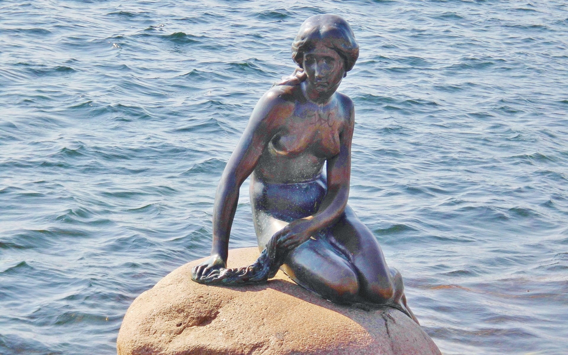 1080P, sunlight, day, smiling, Copenhagen, statue, nature, sculpture, water, sea, Little Mermaid, Denmark, happiness, representation, outdoors, human representation, HD Wallpaper