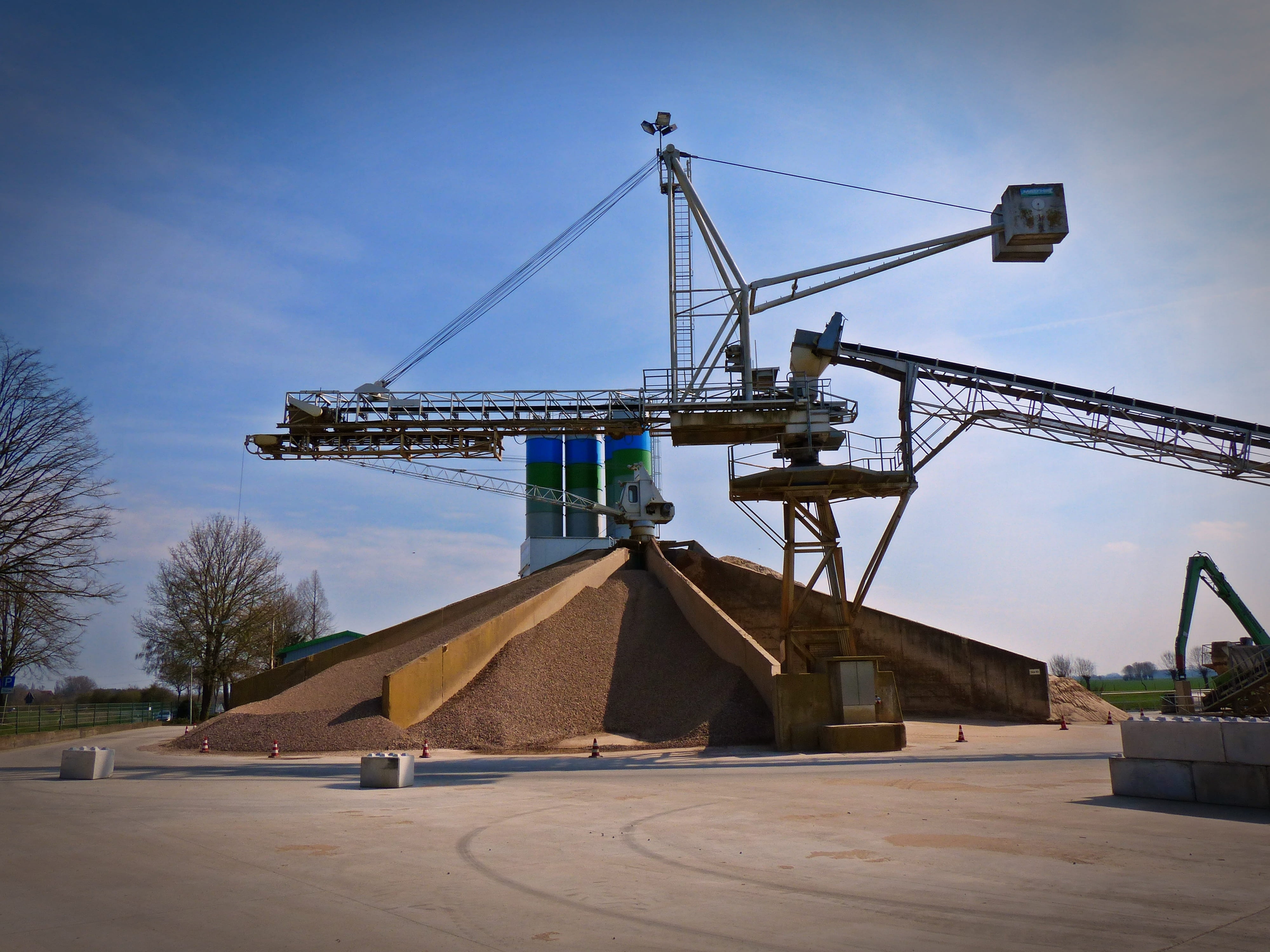 industrial plant, built structure, development, business, day, building material, crane, construction industry, freight transportation, industry, construction machinery, HD Wallpaper