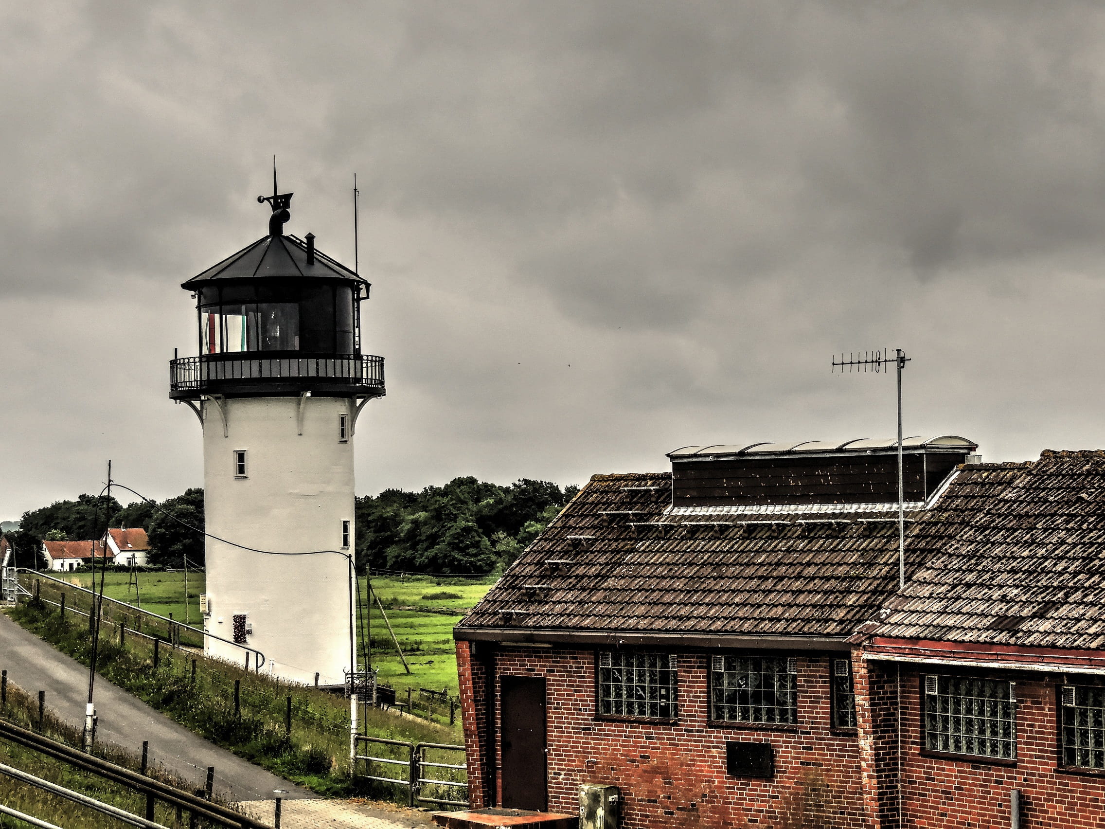 nature, lighthouse, big bertha, travel destinations, cloud - sky, day, 1080P, no people, roof tile, history, building, travel, direction, the past, architecture, HD Wallpaper