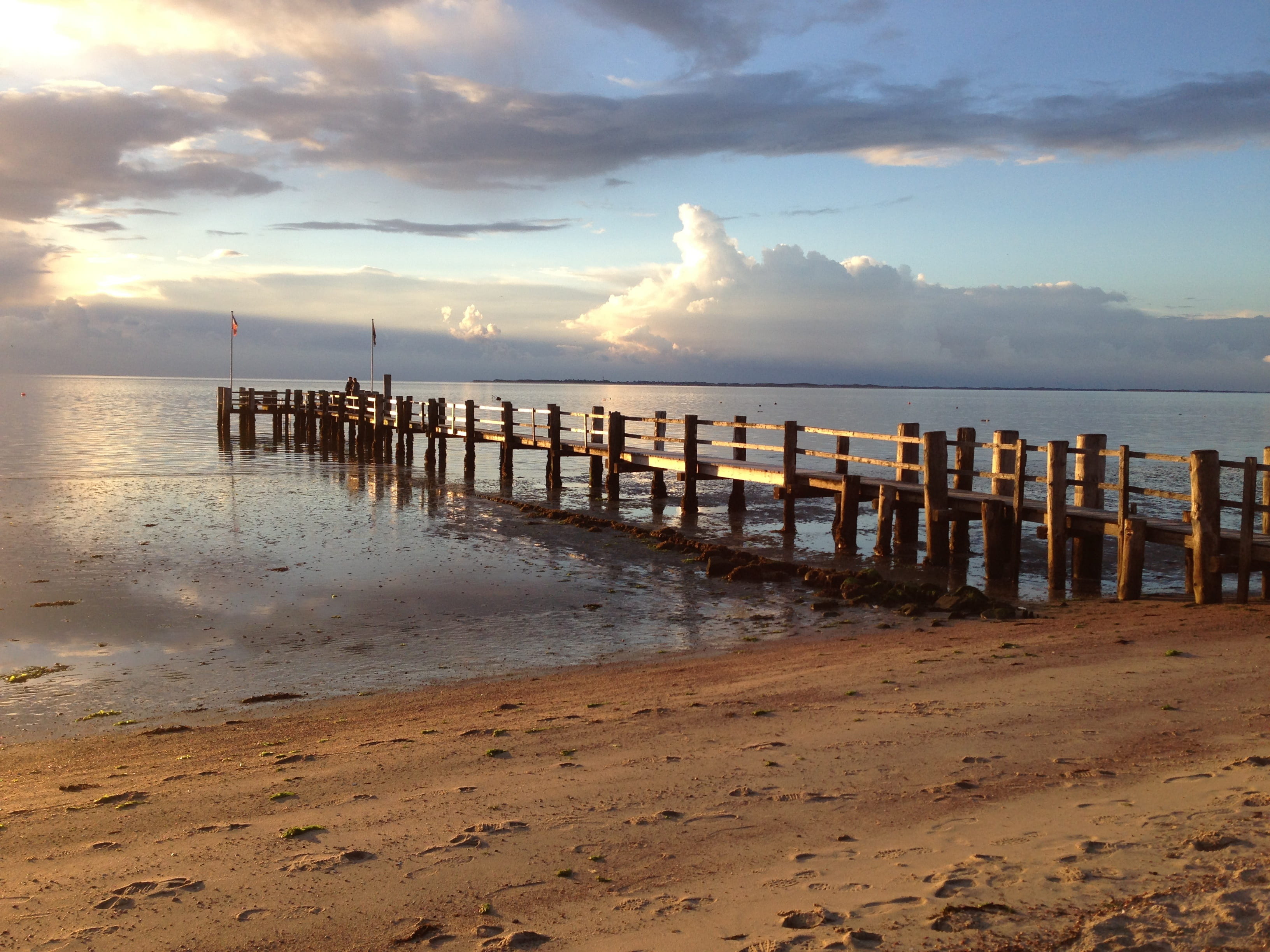 cloud - sky, wooden post, sea, coast, sand, nordfriesland, nature, horizon over water, island föhr, horizon, land, sky, outdoors, 2K, no people, tranquility, HD Wallpaper