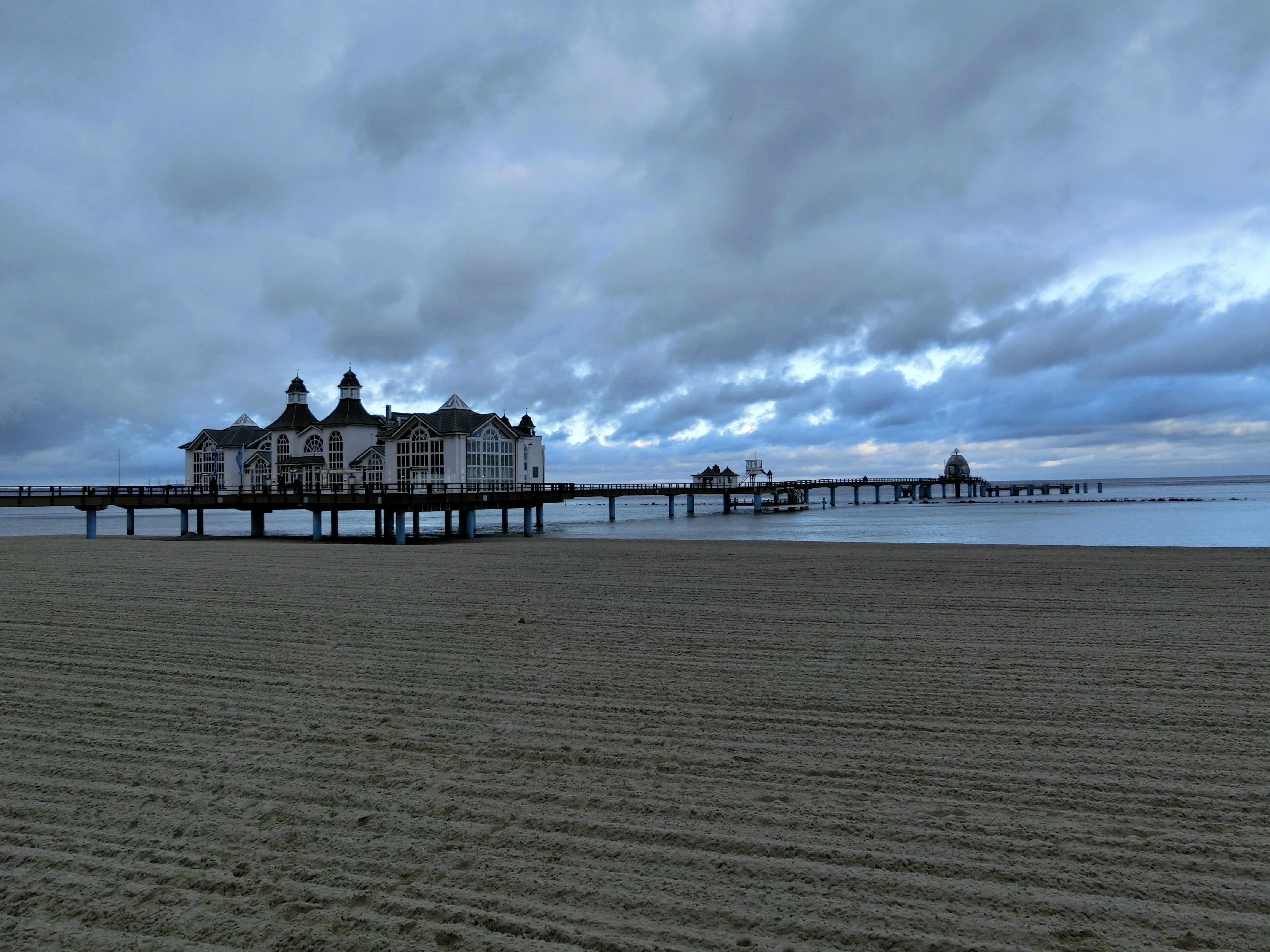 building, tranquil scene, sky, baltic sea, rügen island, outdoors, no people, sea bridge, pier, sand, clouds, water, evening, cloud - sky, coastline, sellin, HD Wallpaper