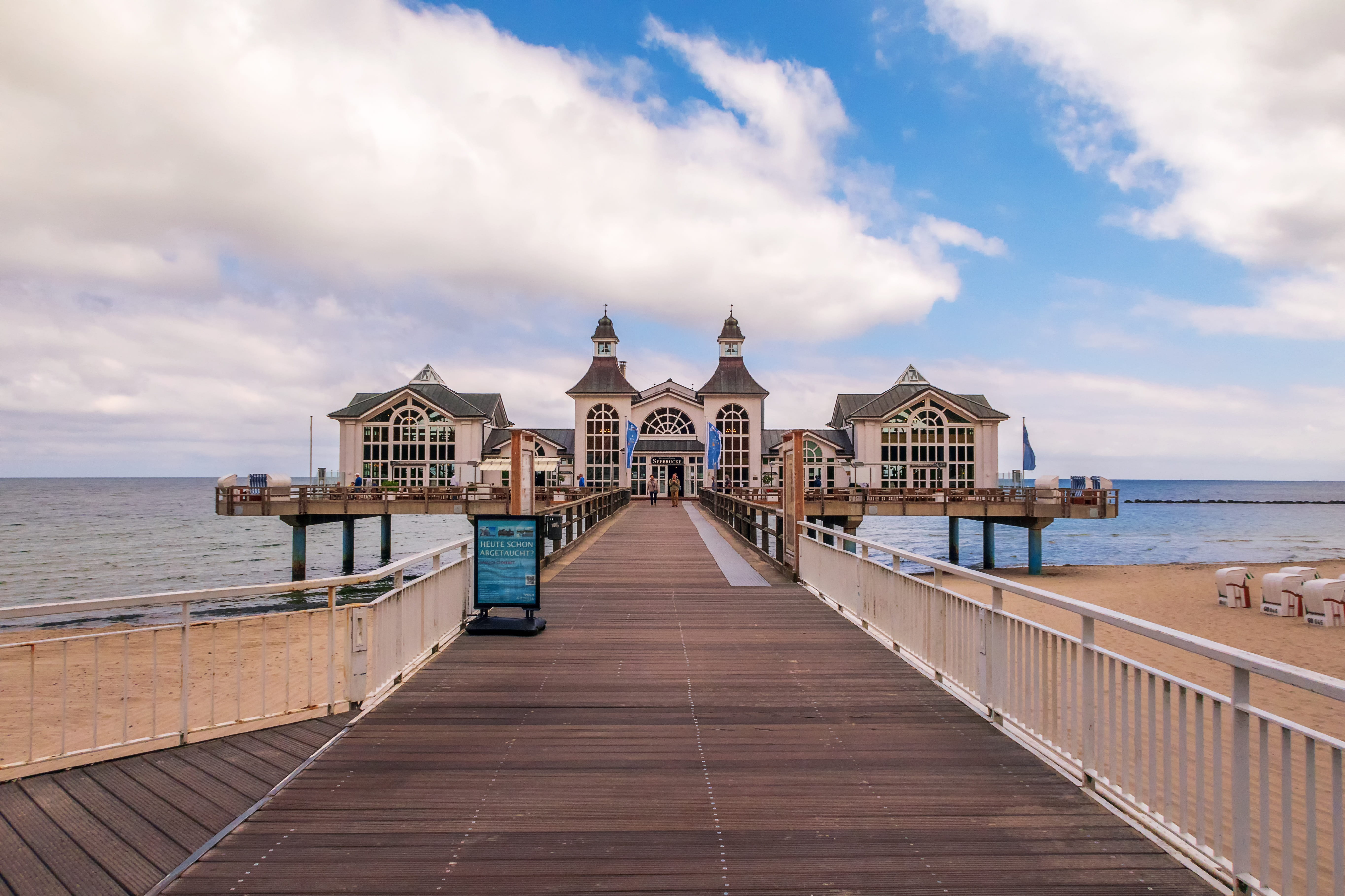 horizon over water, sea, land, island, railing, cloud - sky, wood - material, bank, sand, rügen, tourism, pier, water, stairs, coast, day, architecture, HD Wallpaper