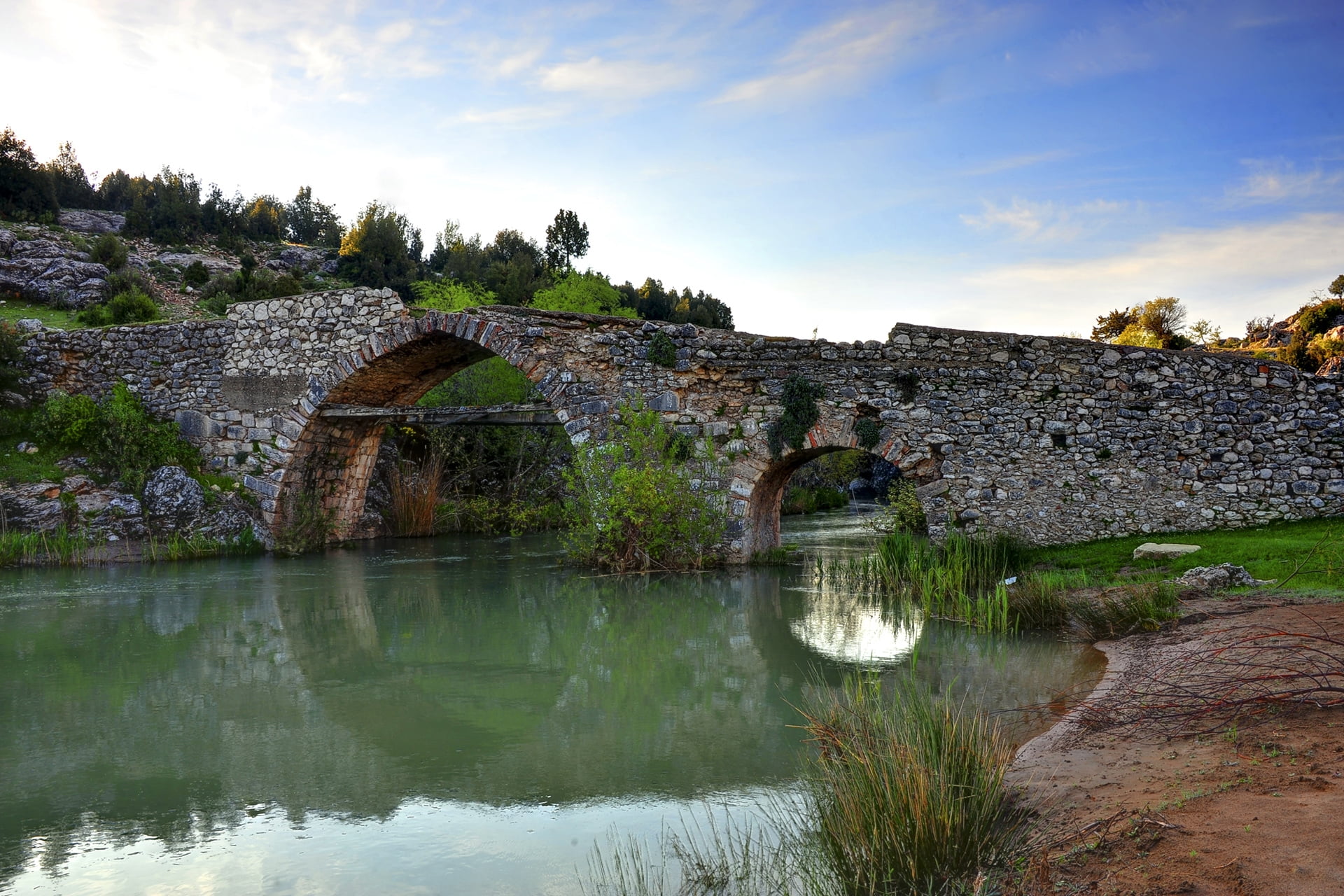stone, roman, bridge, old Ruin, history, town, tree, sky, rock - Object, tourism, ancient, fort, outdoors, ruined, river, old, landscape, plant, connection, HD Wallpaper