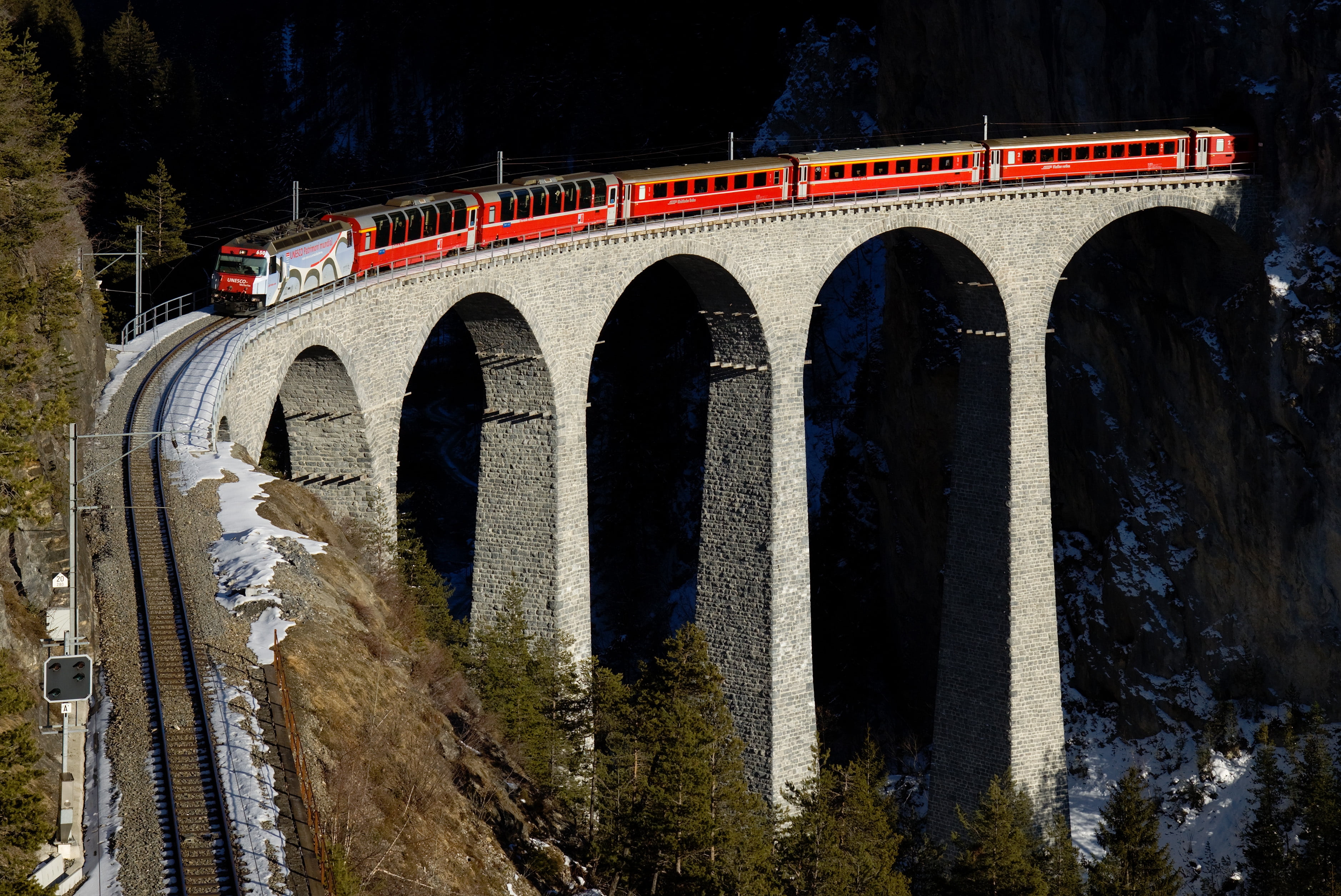 car, nature, bridge - Man Made Structure, land vehicle, mountain, bridge, motor vehicle, architecture, bricks, transportation, forest, europe, arch, connection, HD Wallpaper