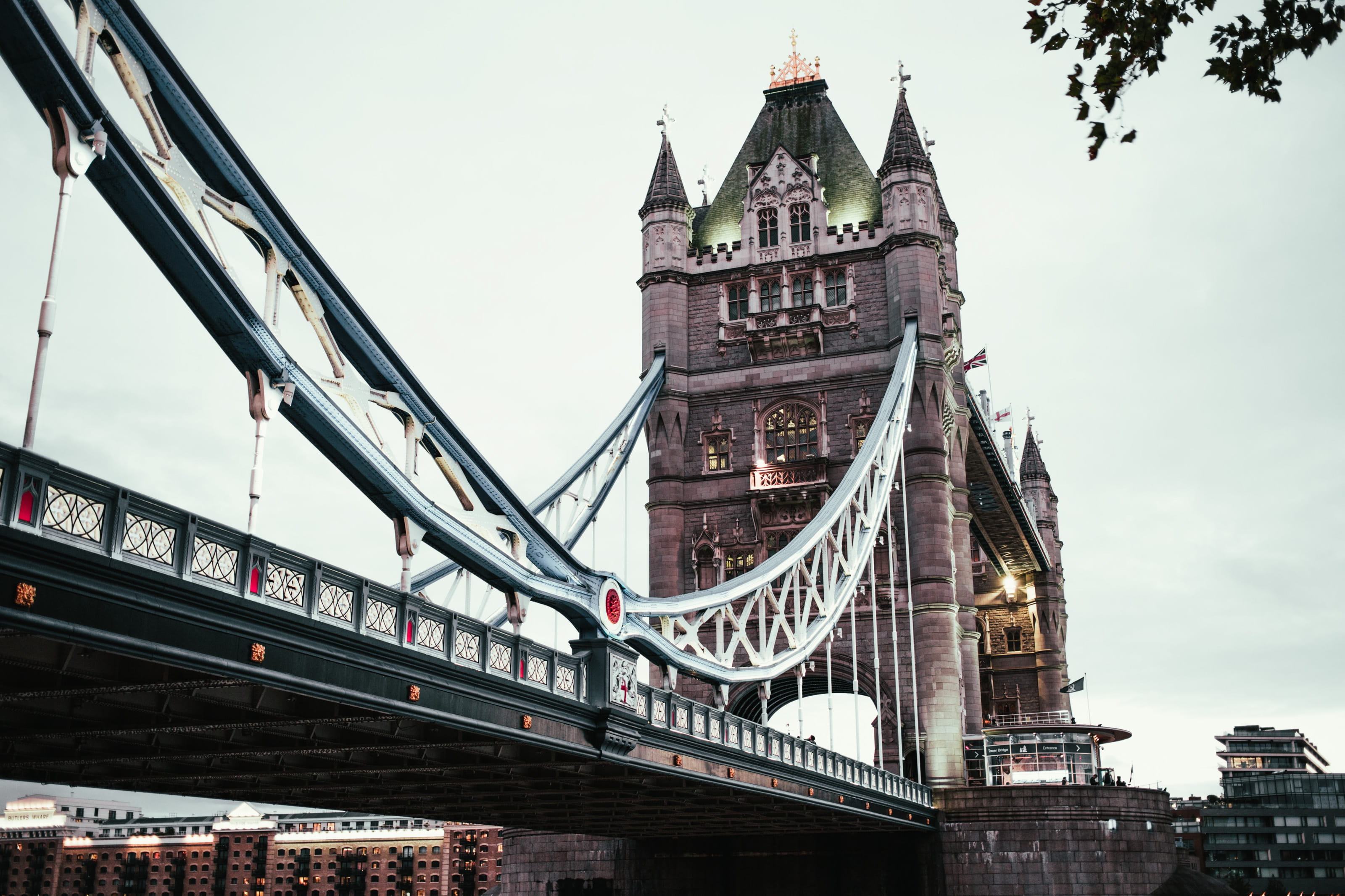 architecture, 2K, river, tower, urban, england, sunset, building, water, tourist, connection, capital, british, travel destinations, day, tourism, travel, HD Wallpaper