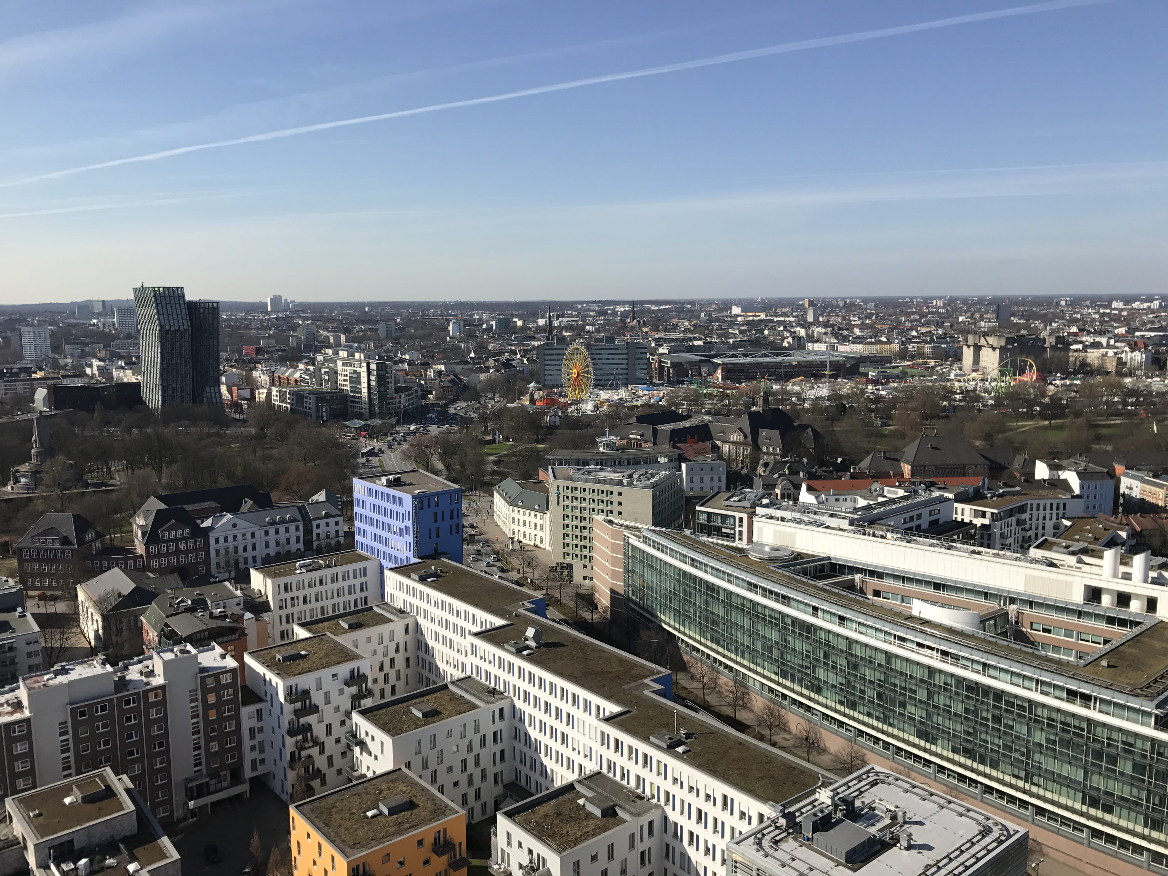 Skyline, outdoors, hanseatic city, germany, crowd, built structure, hamburg skyline, Hamburg, high angle view, residential district, building, tower, sky, HD Wallpaper