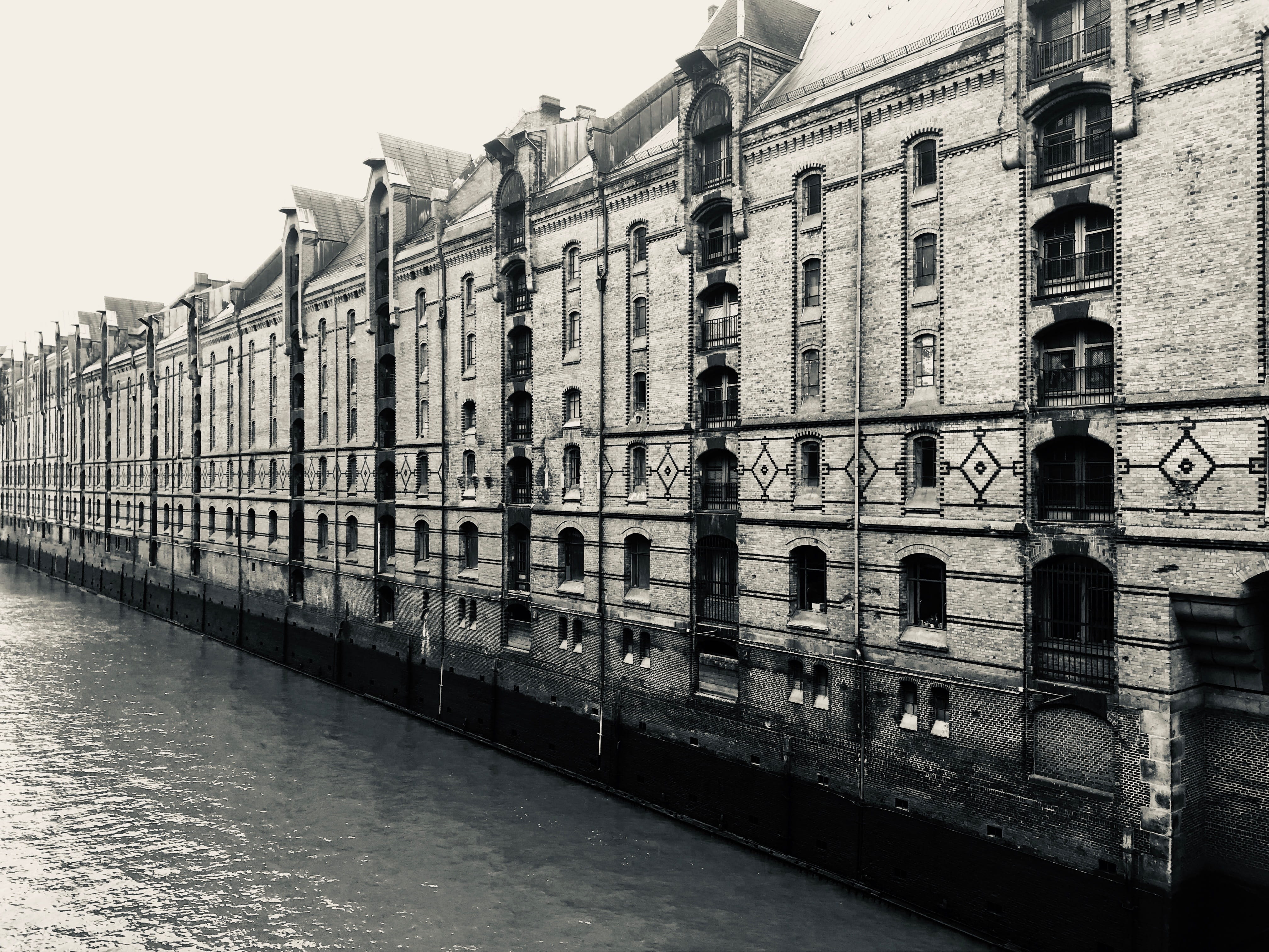 no people, brick, building exterior, water, nature, channel, waters, built structure, hamburg, black white, old, day, landmark, clear sky, city, hanseatic city, HD Wallpaper