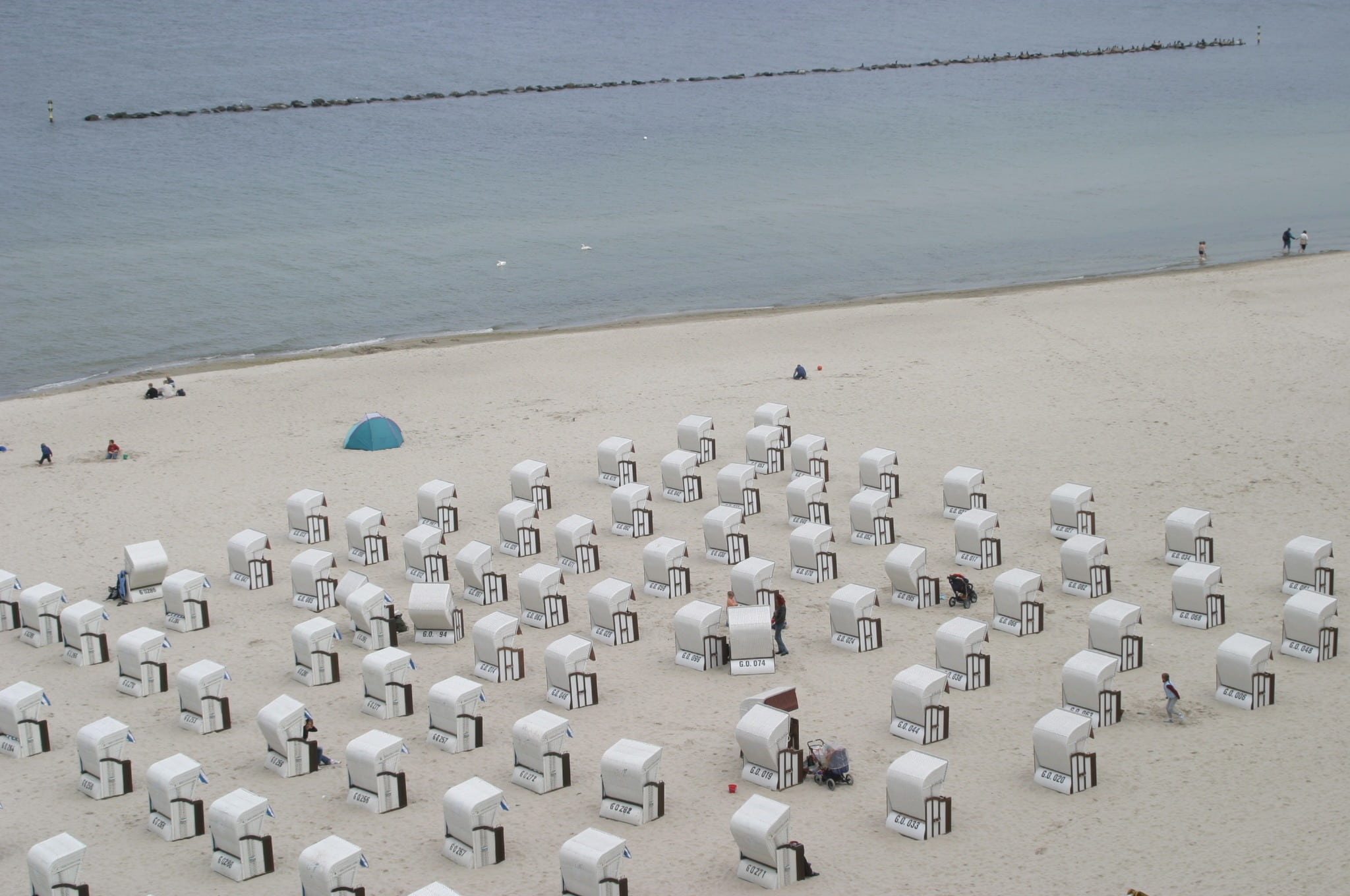north sea, day, osetsee, rügen island, trip, sand, in a row, low season, outdoors, large group of objects, scenics - nature, clubs, sunlight, sea, germany, HD Wallpaper