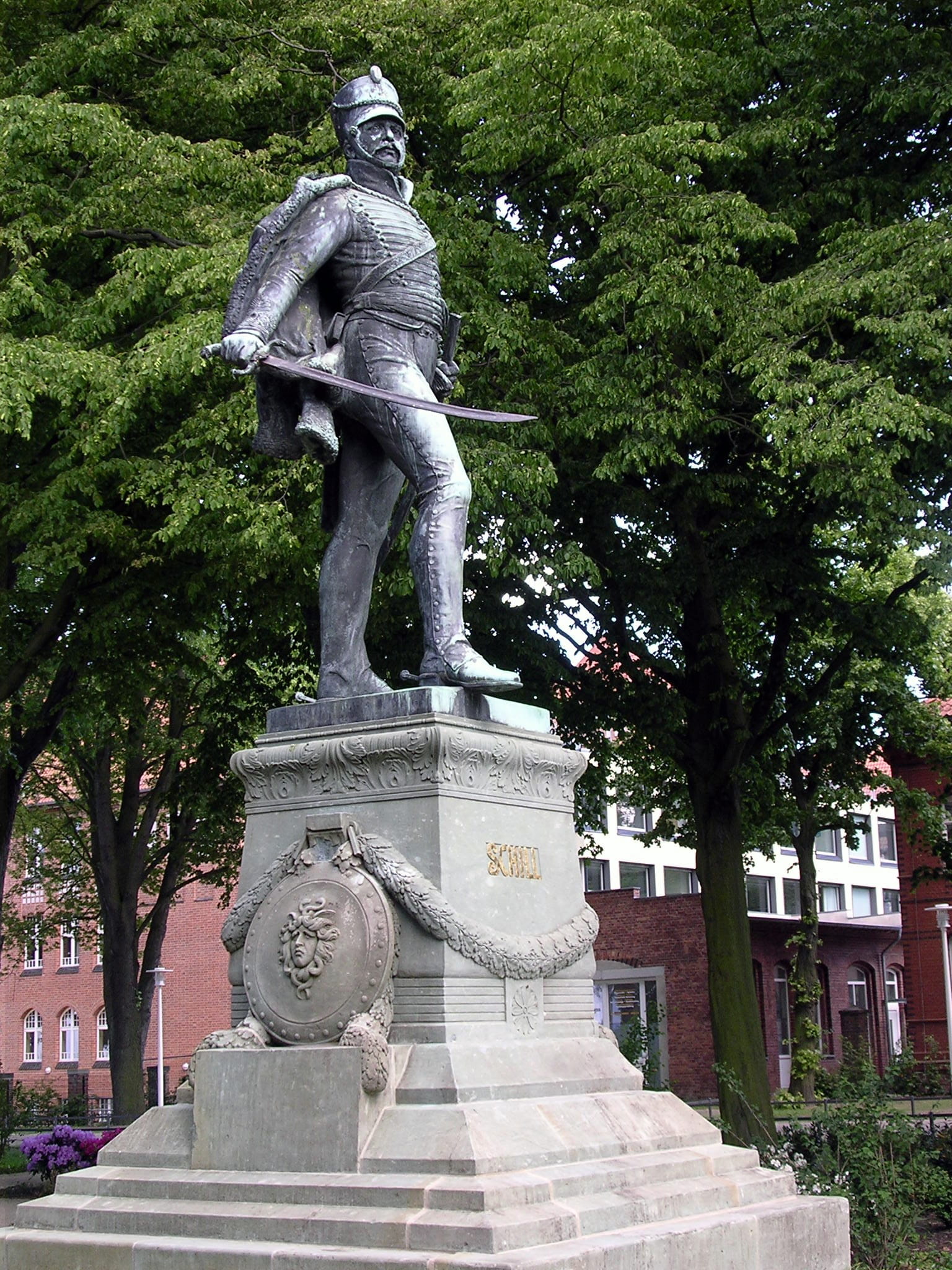 growth, day, statue, 1080P, no people, plant, sculpture, male likeness, ornate, stralsund, outdoors, tree, monument, low angle view, sword, creativity, Phone HD Wallpaper