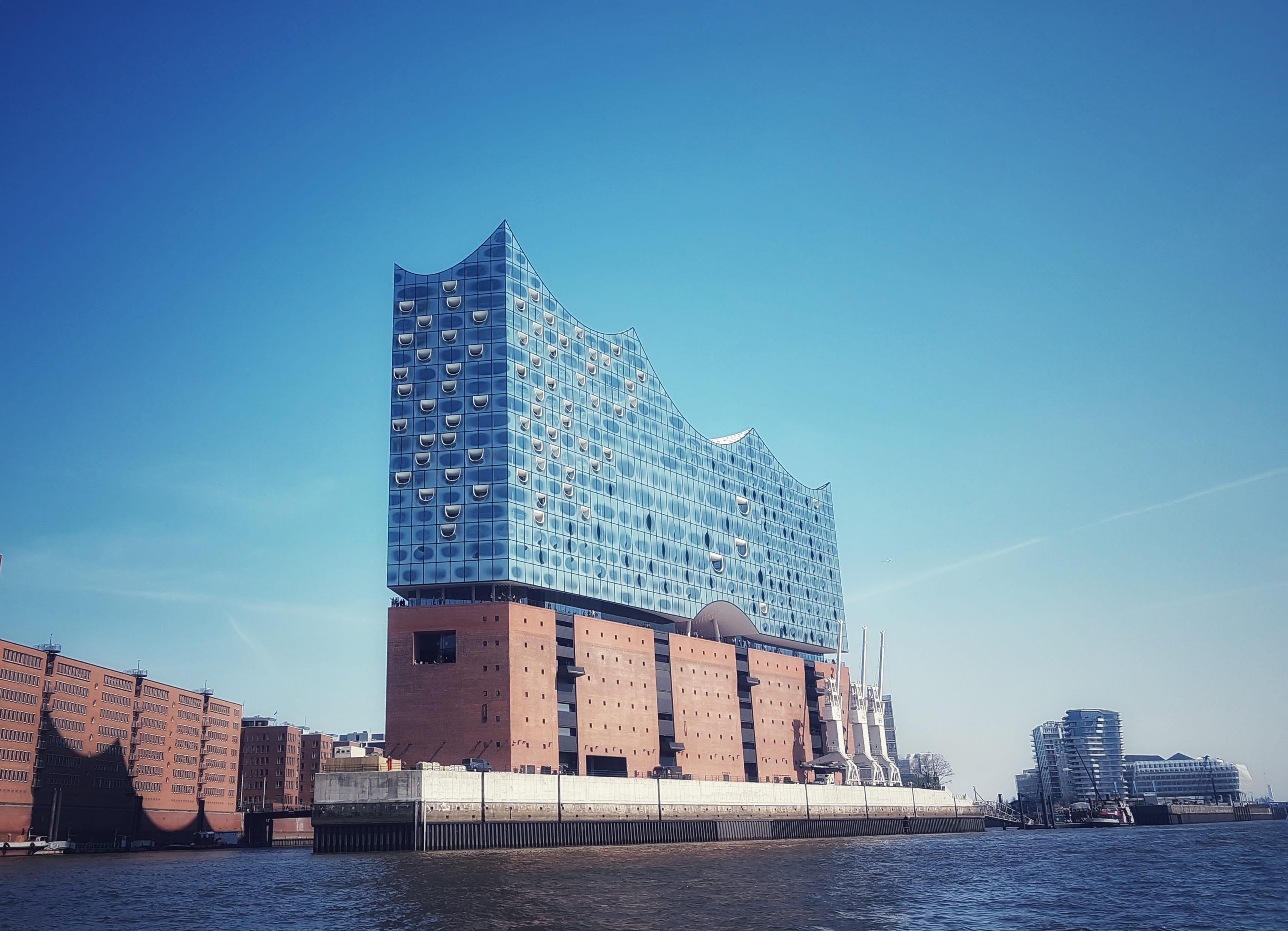 financial district, built structure, hamburg, elbphilharmonie hamburg, building, office building exterior, skyscraper, luxury, nature, city, clear sky, HD Wallpaper