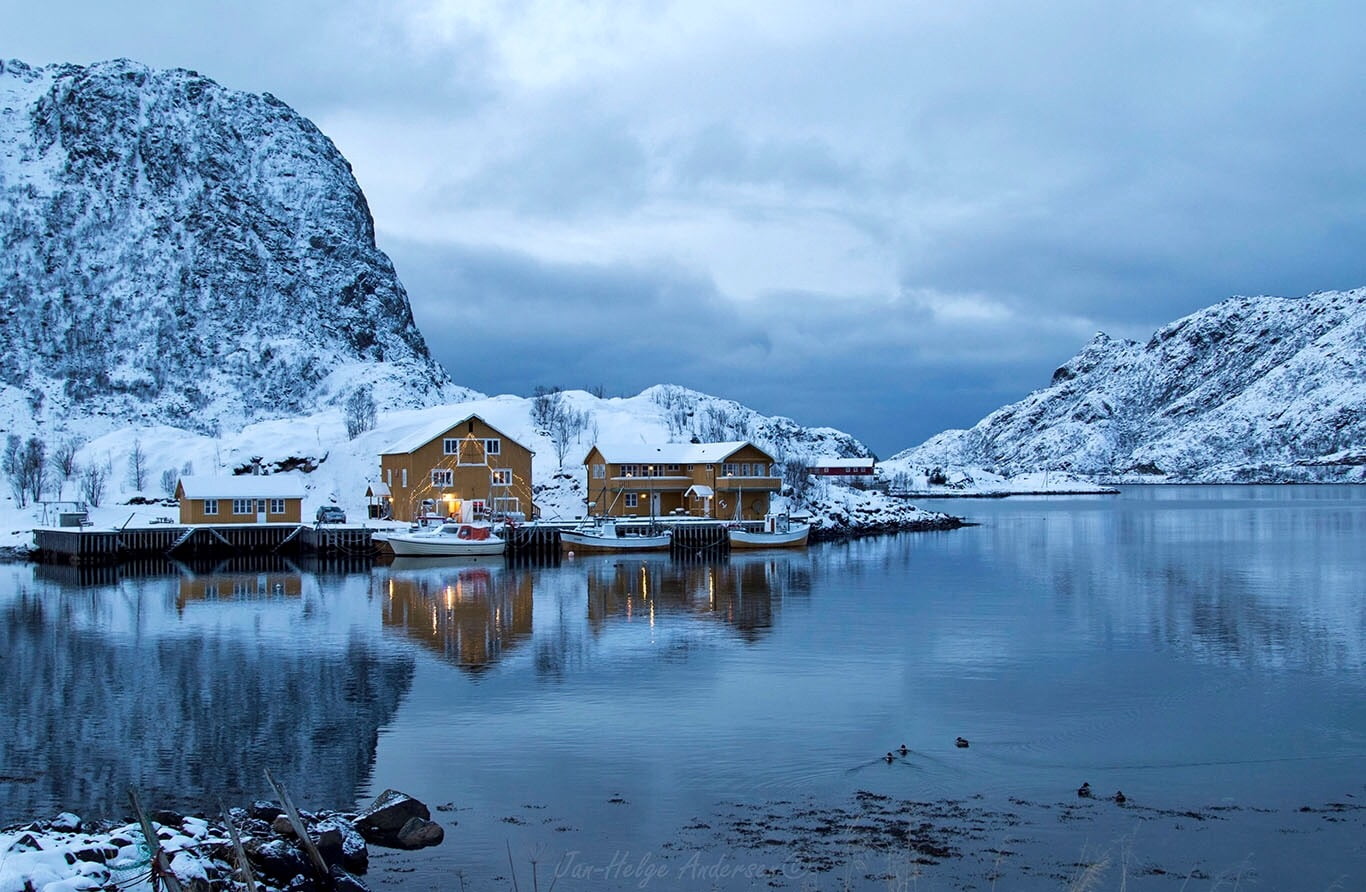 water, body, vesterålen, nature, beside, wooden, european Alps, travel, 720P, fishing, norge, lake, body of water, holiday, boat, norway, scenics, landscape, HD Wallpaper