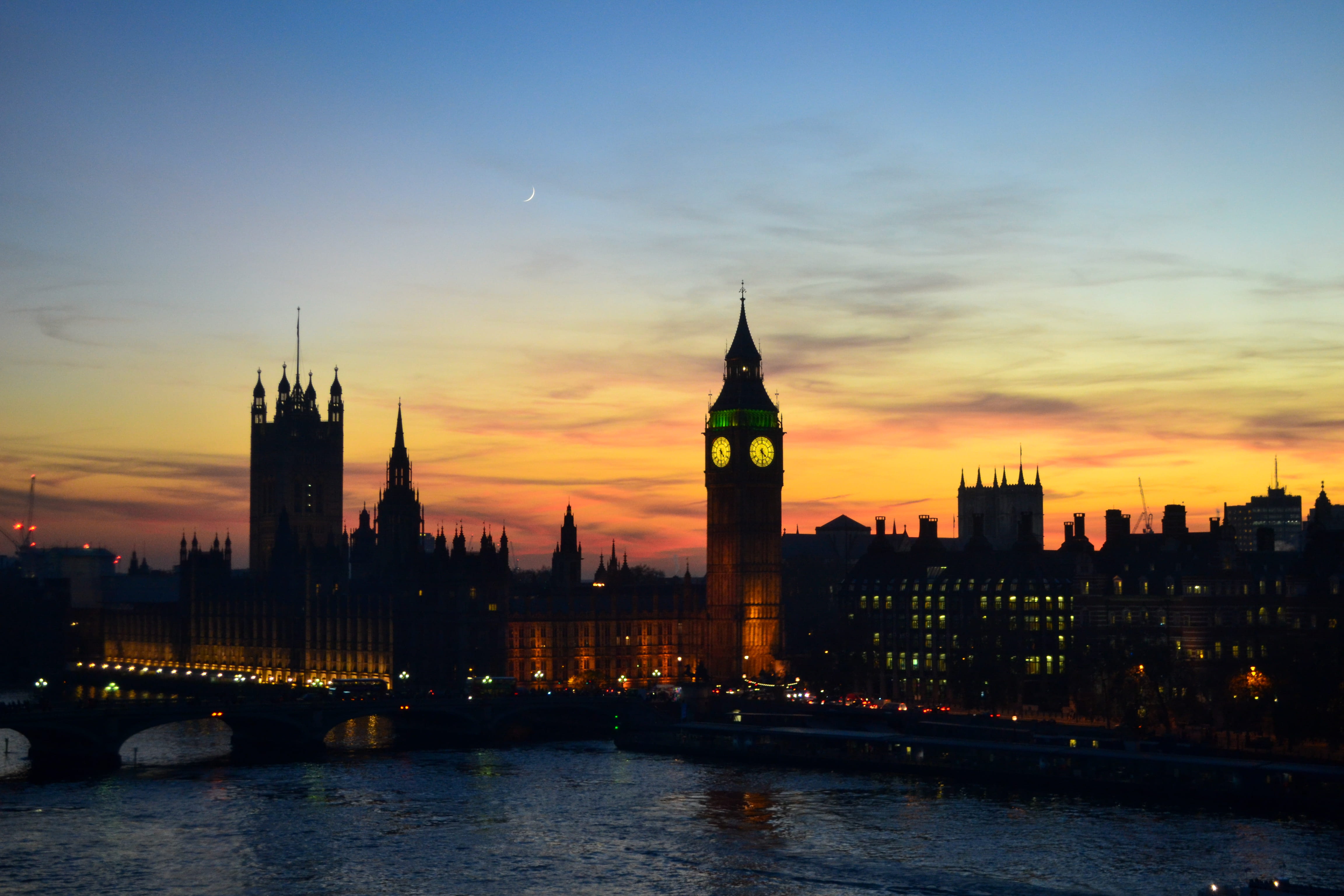 architecture, clock tower, building exterior, skyscraper, sky, built structure, cityscape, waterfront, water, river, house of parliament, no people, great britain, HD Wallpaper