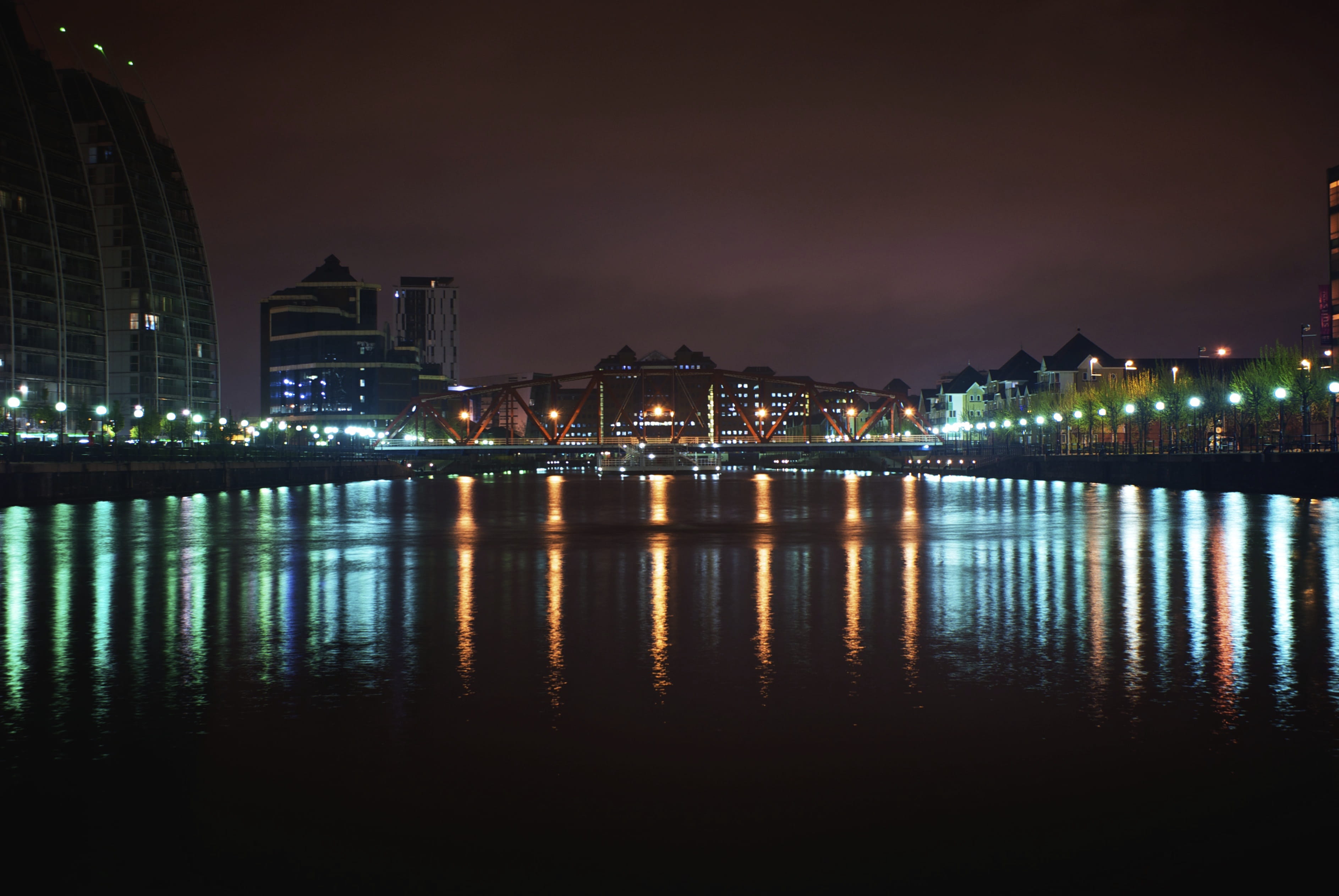 salford quays, nature, connection, building exterior, building, river, 2K, water, city, manchester, nightlife, architecture, salford, modern, reflection, HD Wallpaper