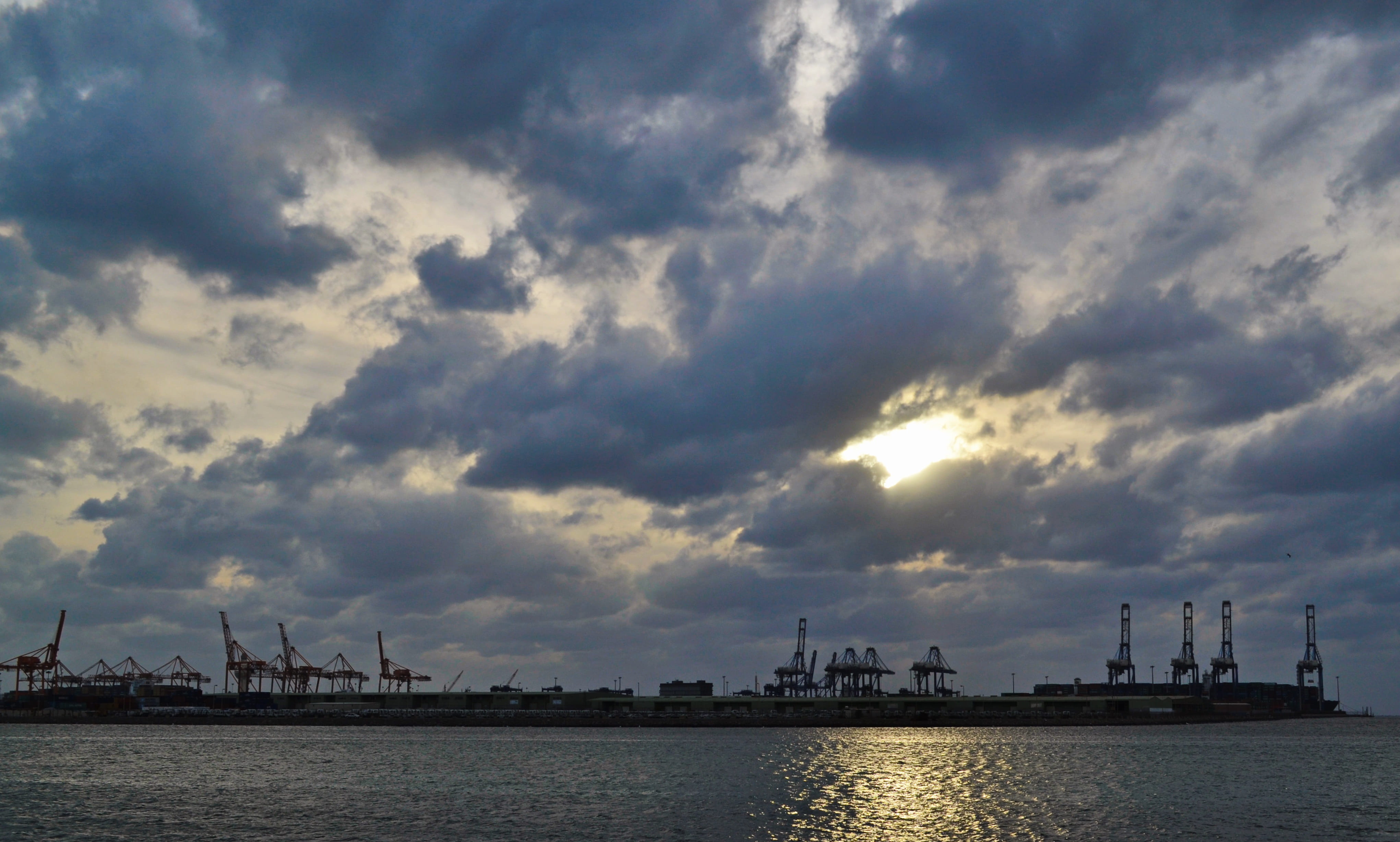 no people, Arabia, city, harbor, freight transportation, outdoors, Jeddah, architecture, water, industry, 4K, saudi, construction equipment, nautical vessel, HD Wallpaper