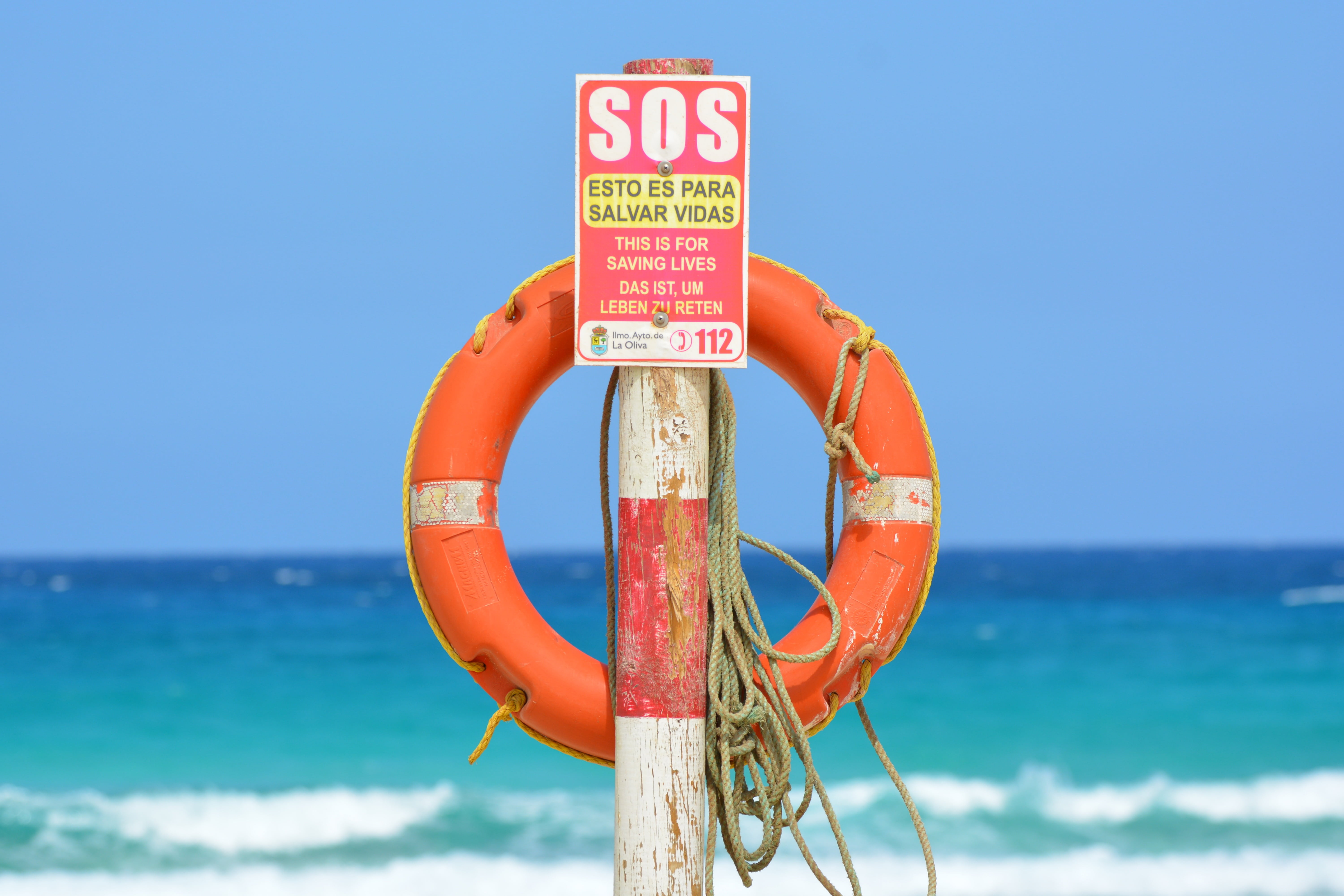 land, water, hanged, blue, scenics - nature, protection, life belt, security, clear sky, help, ocean, post, day, orange, sky, outdoors, horizon, sos, 5K, HD Wallpaper