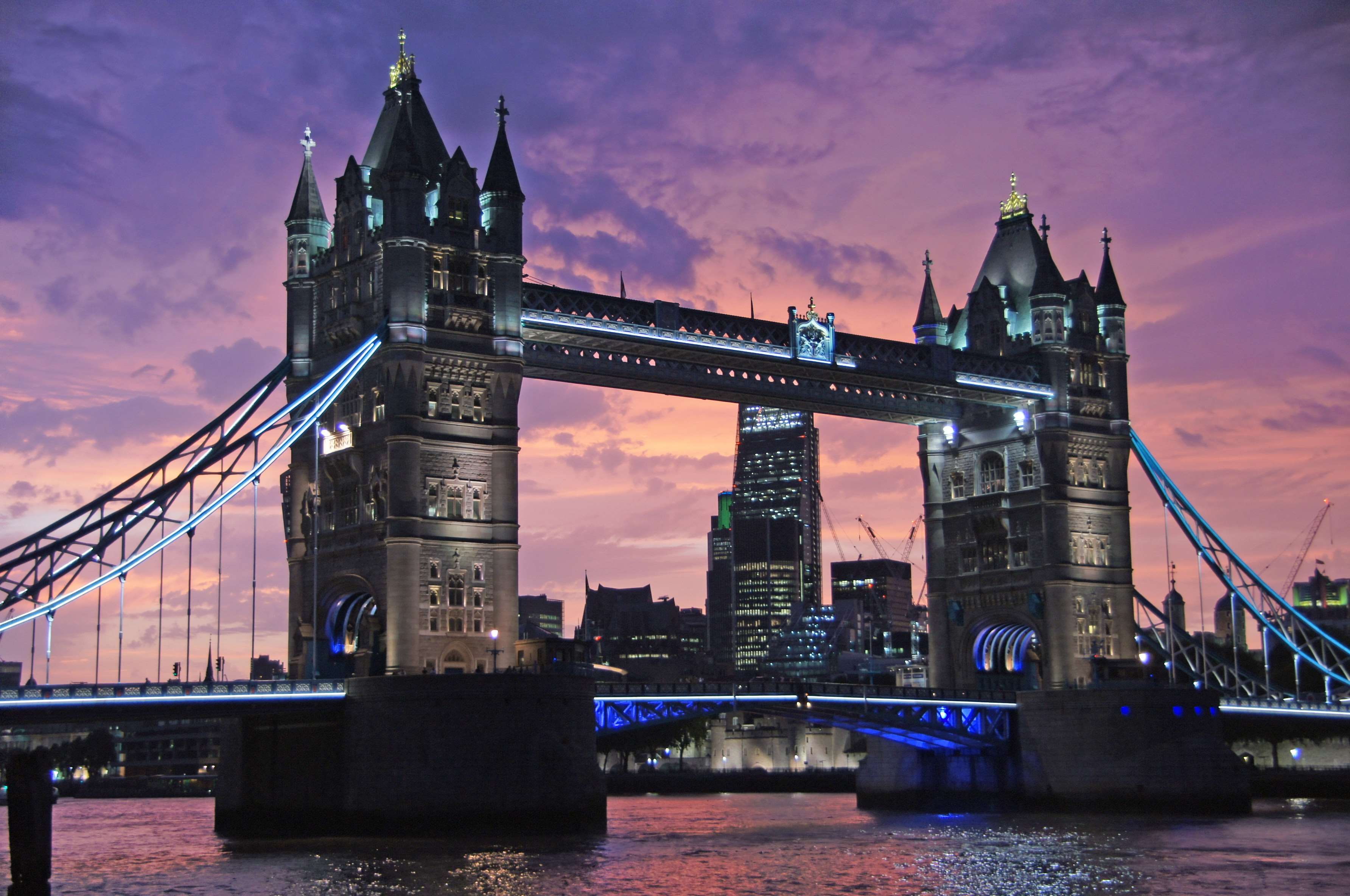 building, city, transportation, skyscraper, united kingdom, urban, bridge - man made structure, connection, bascule bridge, engineering, architecture, river, HD Wallpaper
