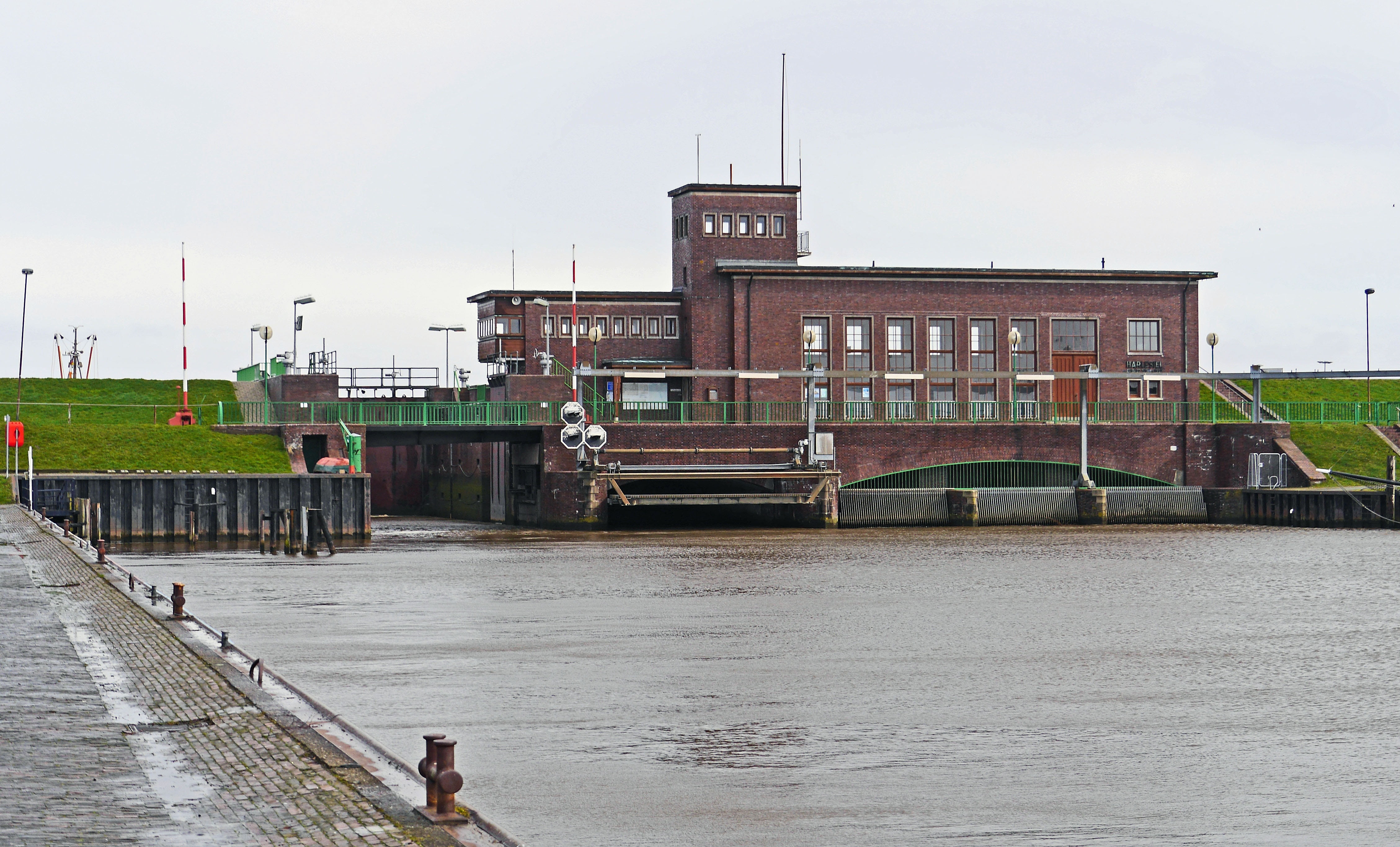 sky, harle, water, lock, outdoors, blocking factory, built structure, building, inland port, harlesiel, sea, bascule bridge, north sea coast, incidental people, HD Wallpaper