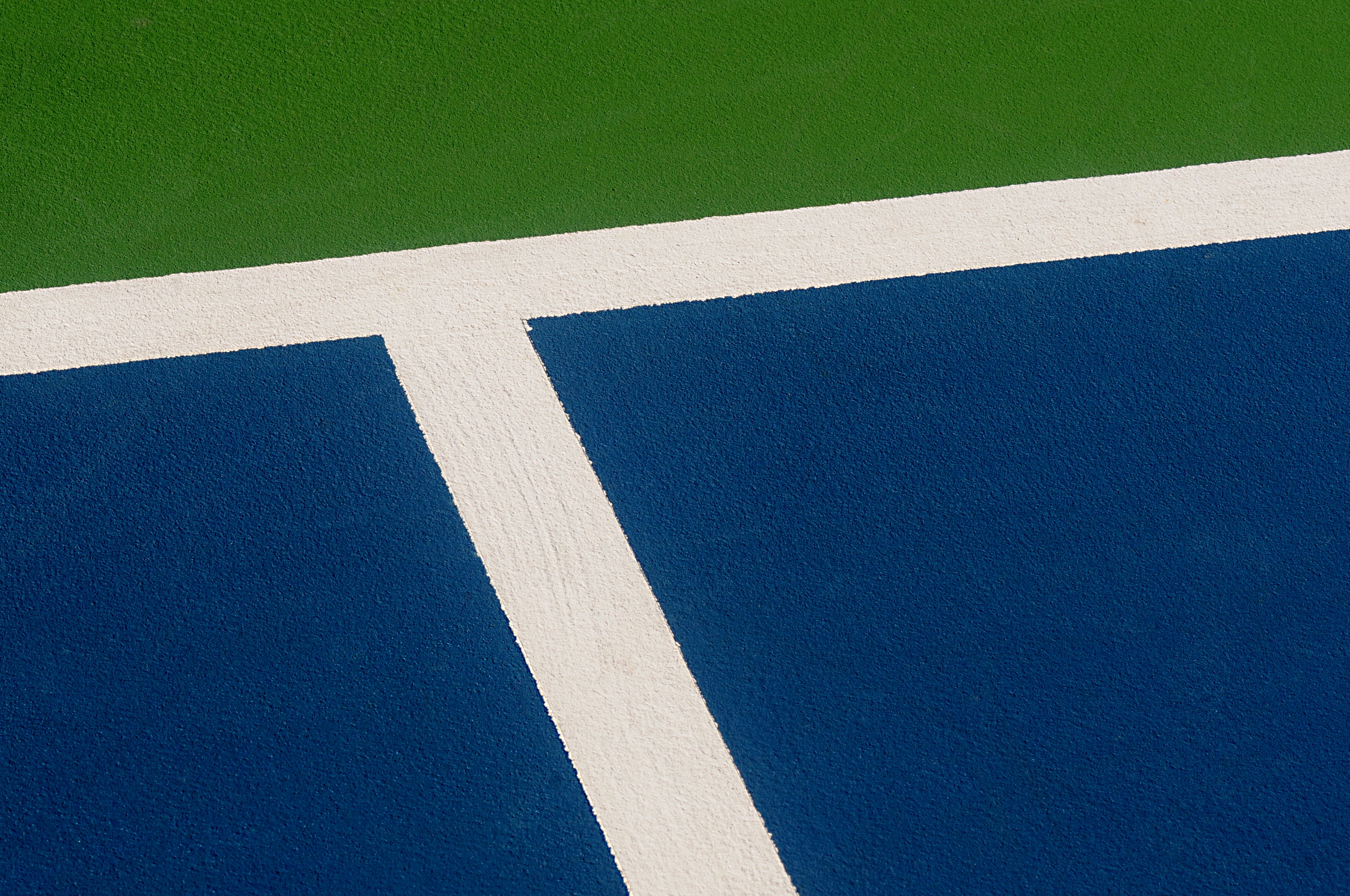 line, single line, daytime, yard line - sport, day, 2K, dividing line, absence, green color, field, outdoors, tennis, backgrounds, sunlight, basketball, HD Wallpaper
