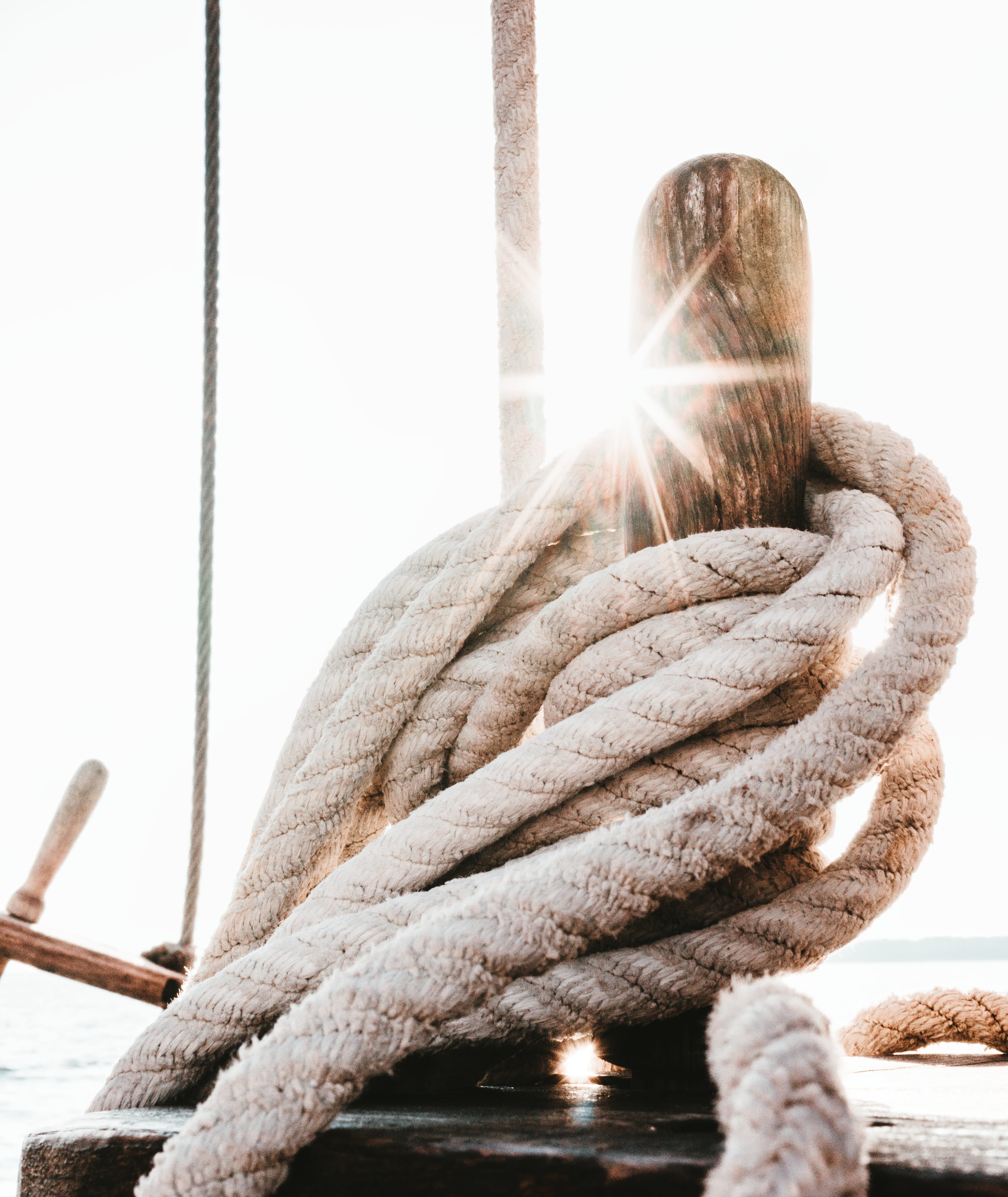 wood - material, lens flare, rigging, indoors, boat, 4K, tied up, clear sky, rope, close-up, no people, thaw, baltic sea, back lit, warm clothing, post, Phone HD Wallpaper