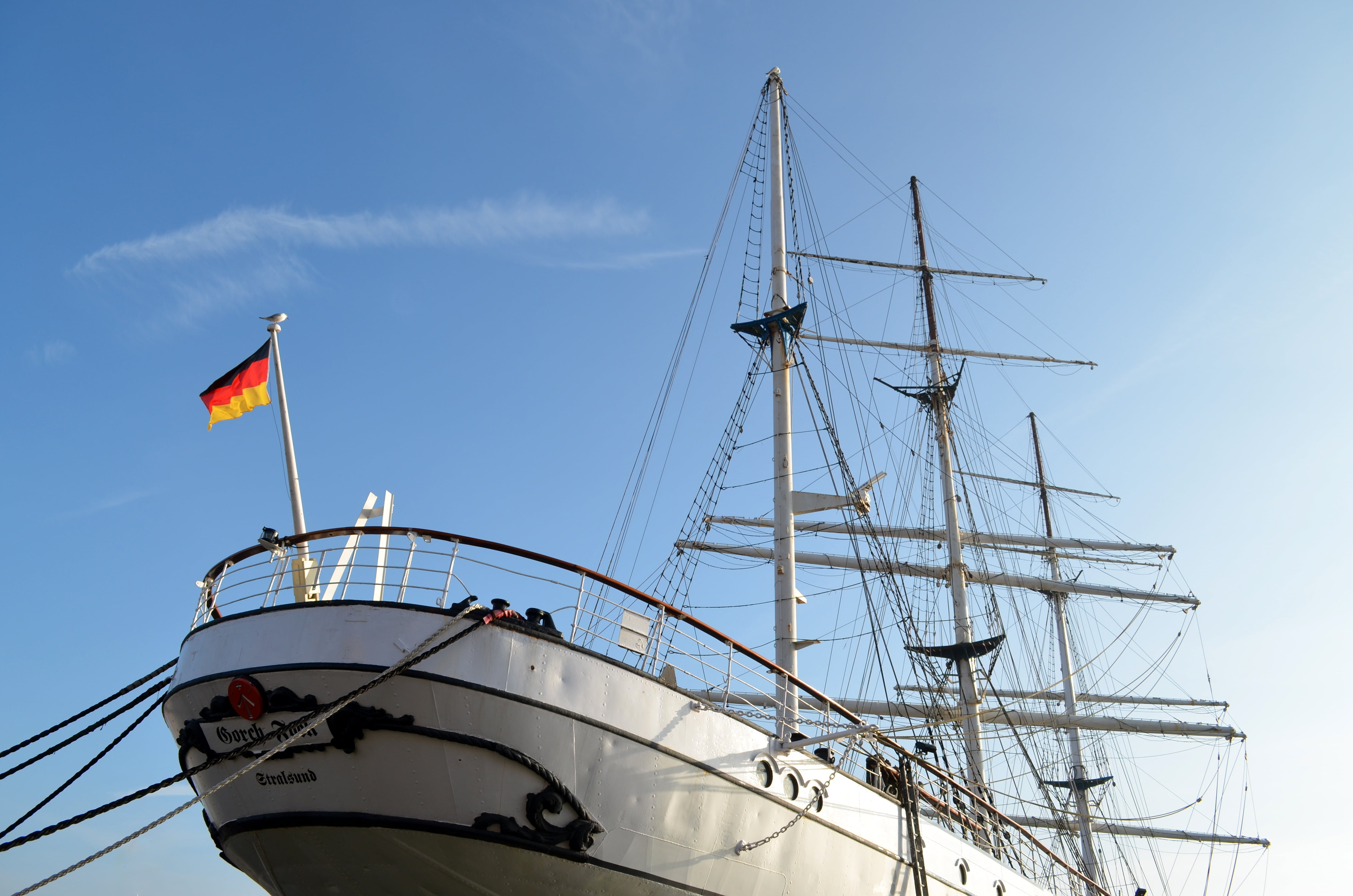 outdoors, rigging, mast, water, ship, boats, tall ship, sail, sky, passenger craft, blue, mode of transportation, flag, sailing, 4K, day, transportation, HD Wallpaper