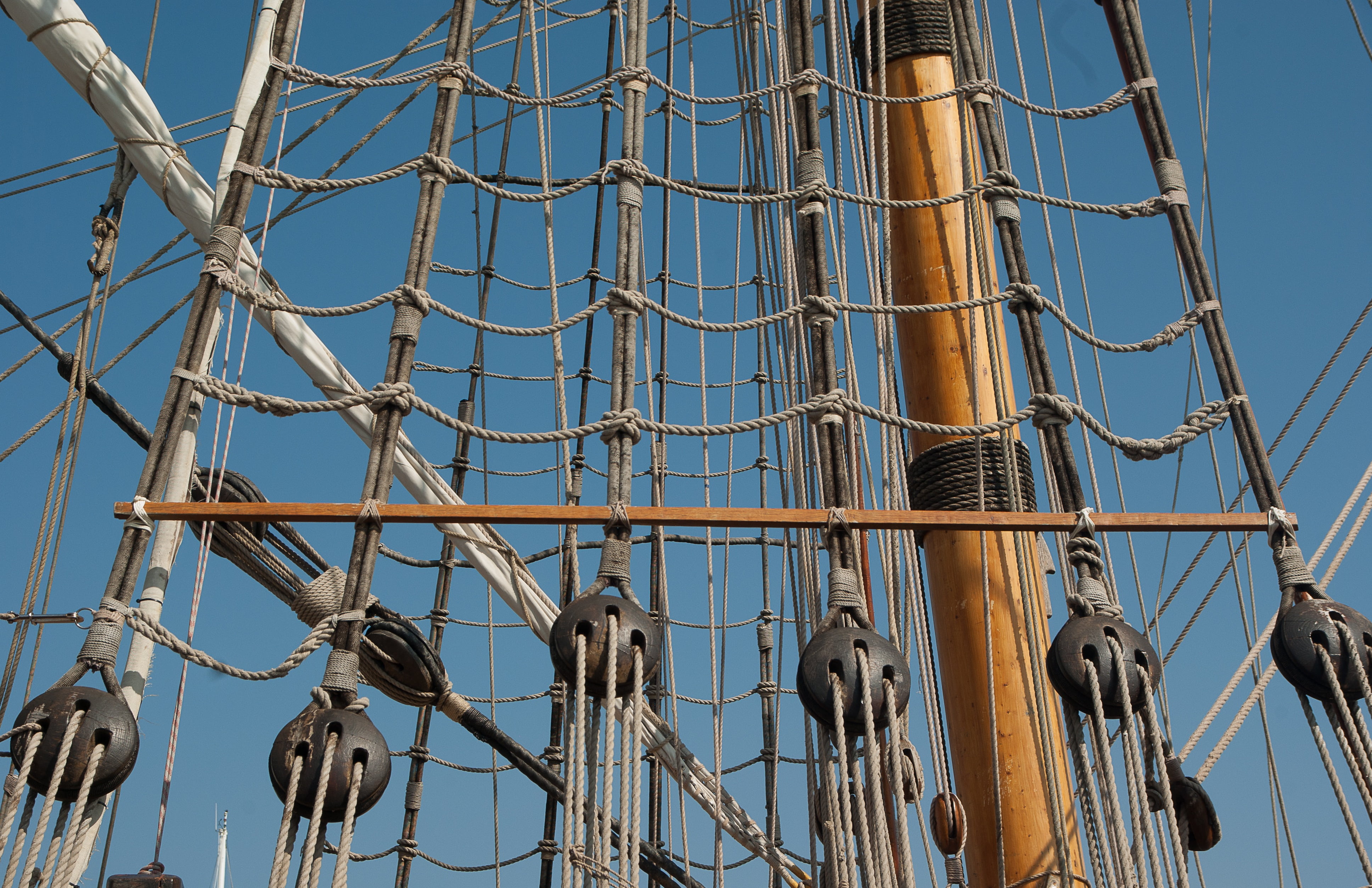outdoors, ship, sea, pattern, no people, sail, safety, yacht, day, rigging, rope ladders, sunlight, sky, connection, metal, clear sky, built structure, HD Wallpaper