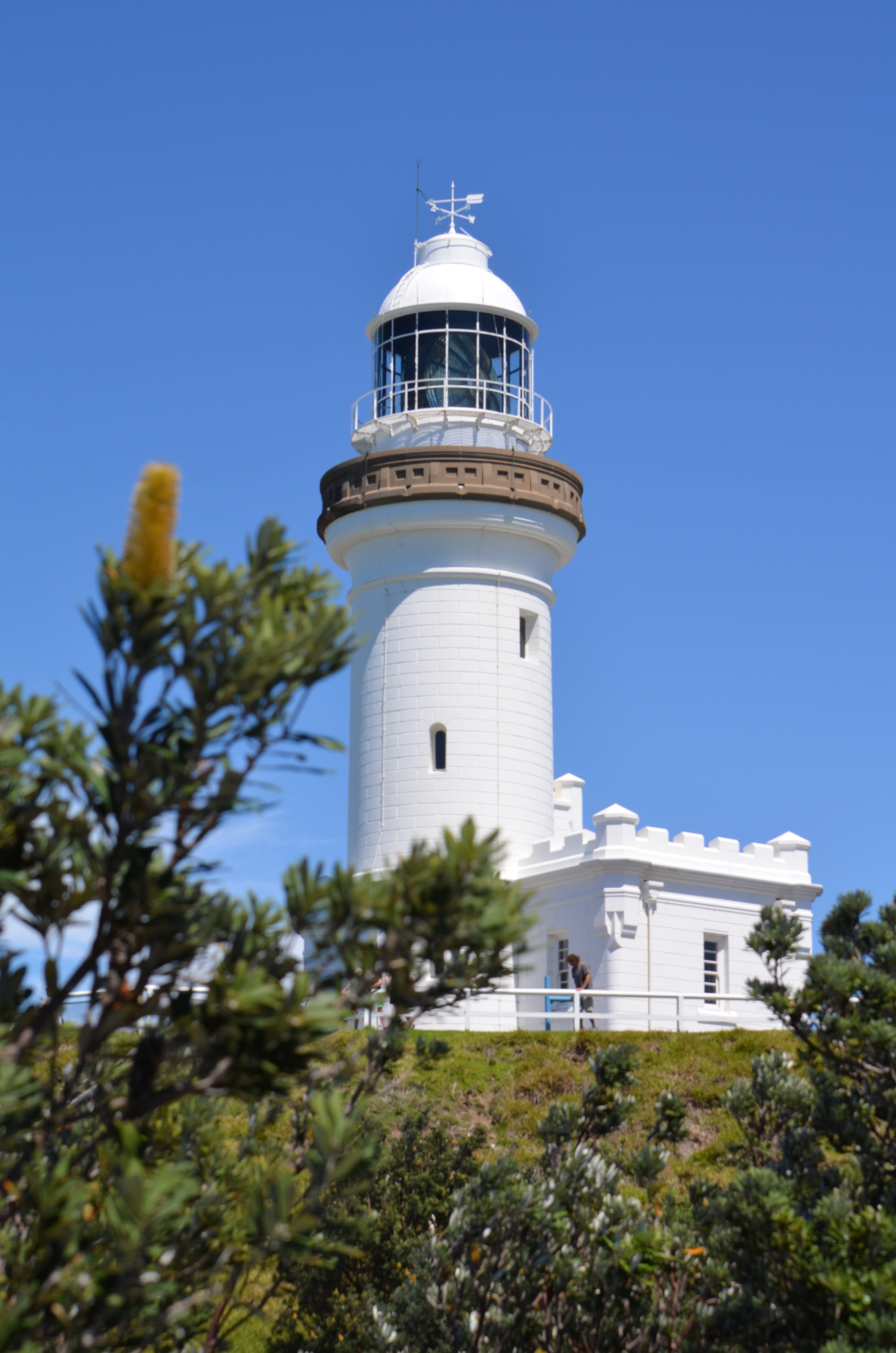 no people, new south wales, beach, lighthouse, nature, day, byron bay, protection, guidance, tower, low angle view, sky, security, built structure, outdoors, Phone HD Wallpaper